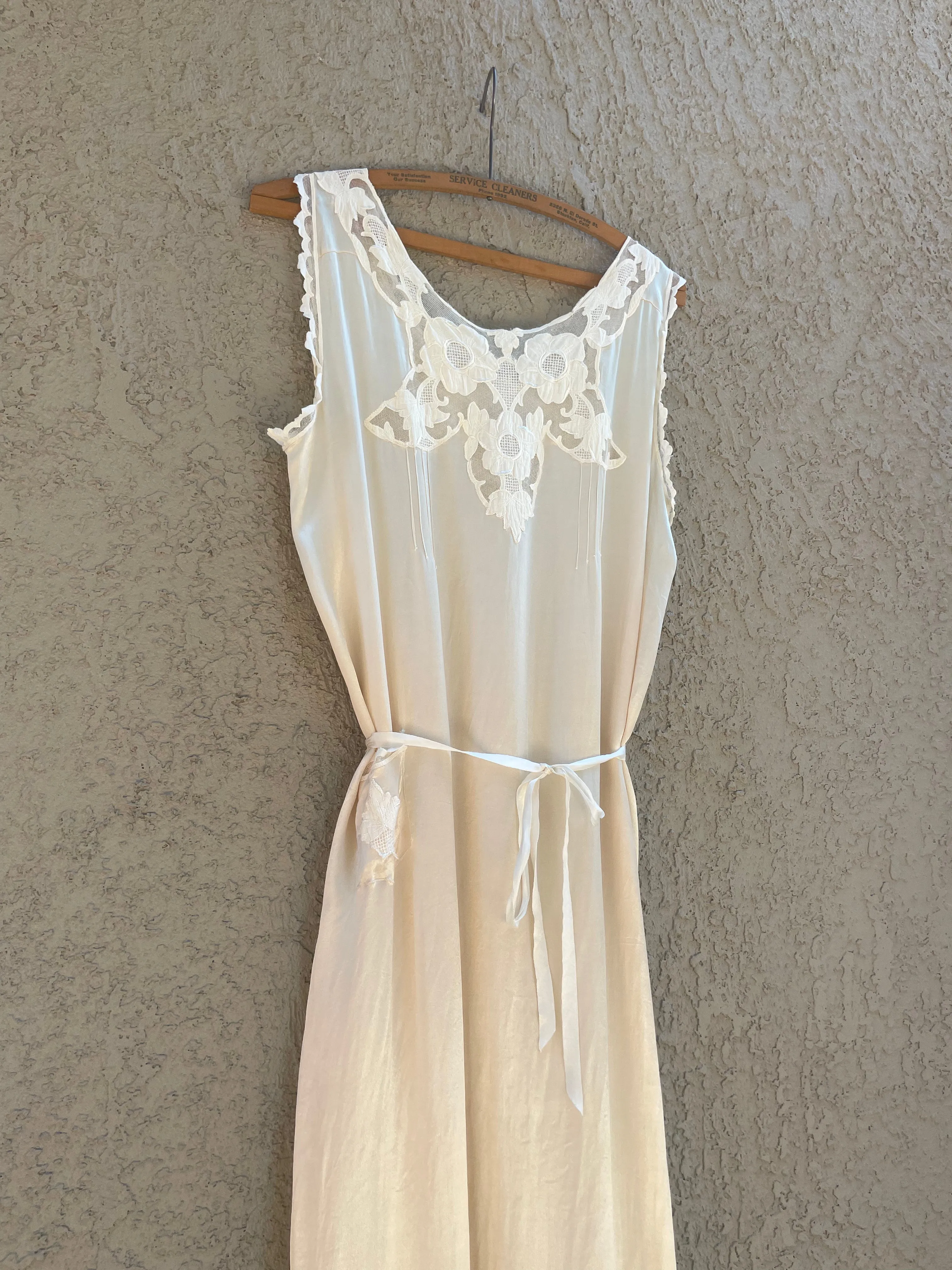 1920s Silk Floral Appliqué Slip Dress