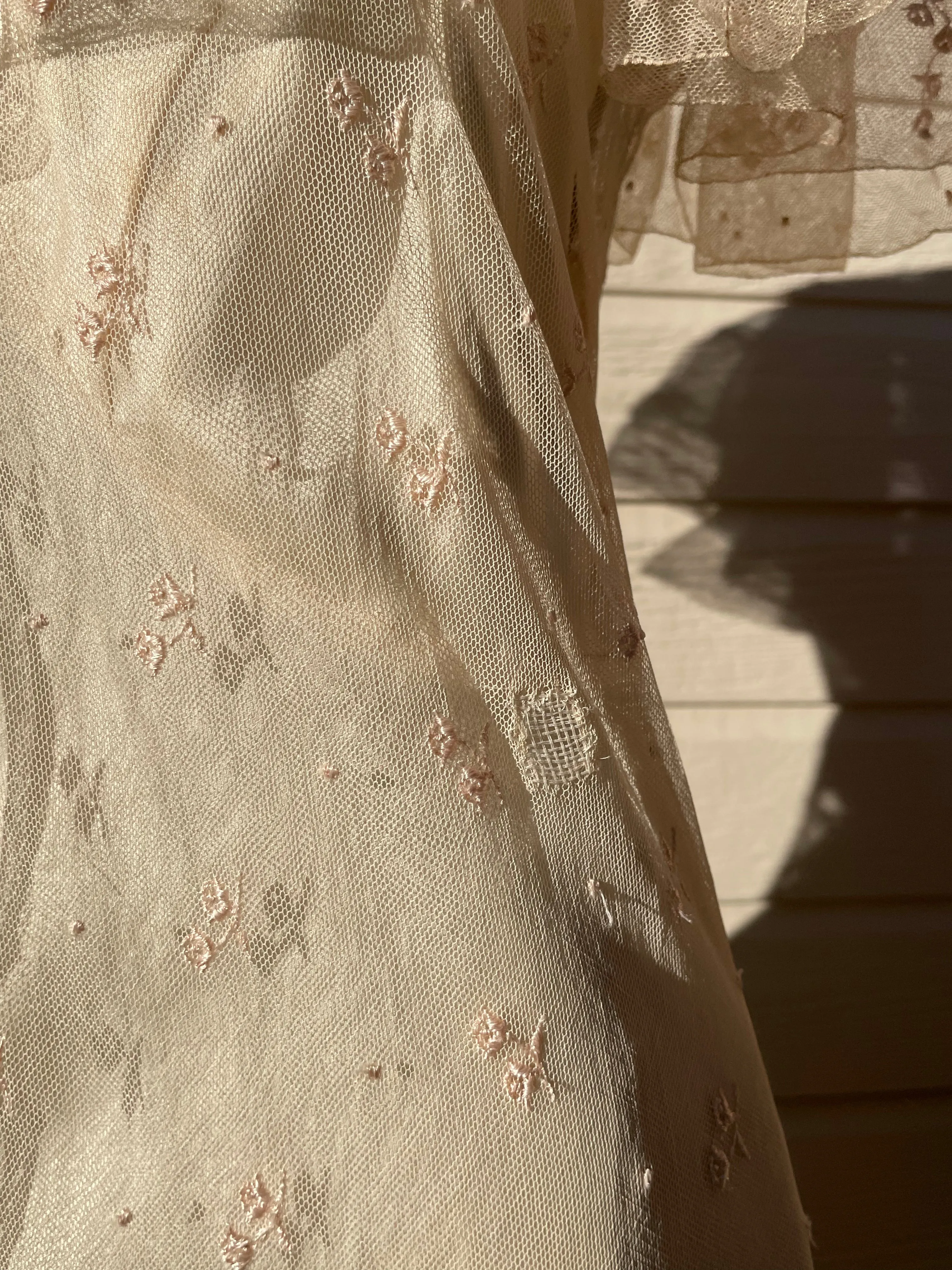 1930s Embroidered Net Ruffle Collar Peignoir Over Dress