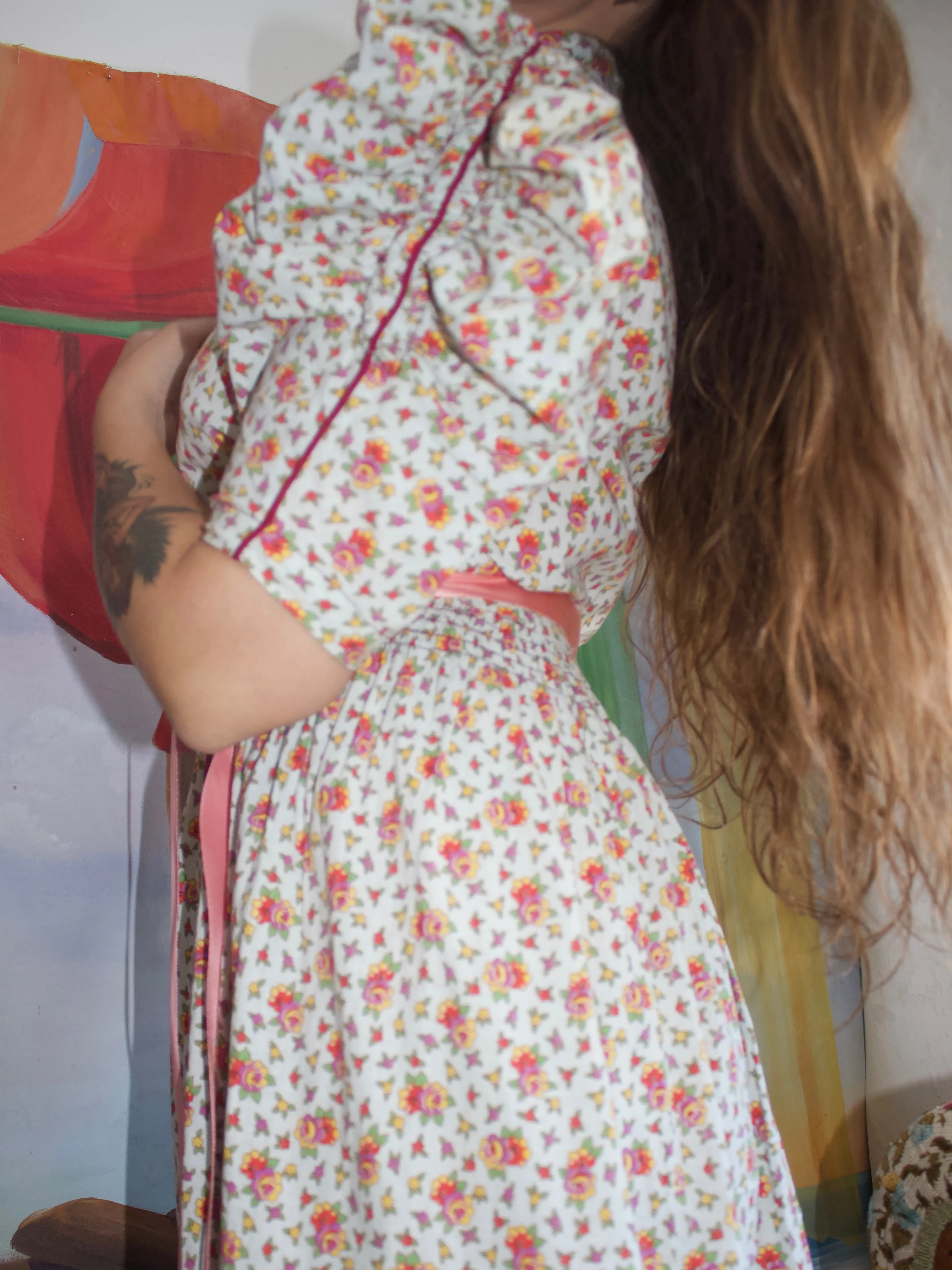 1930s Floral Feedsack Exaggerated Ruched Sleeve Wrap Style Dressing Gown