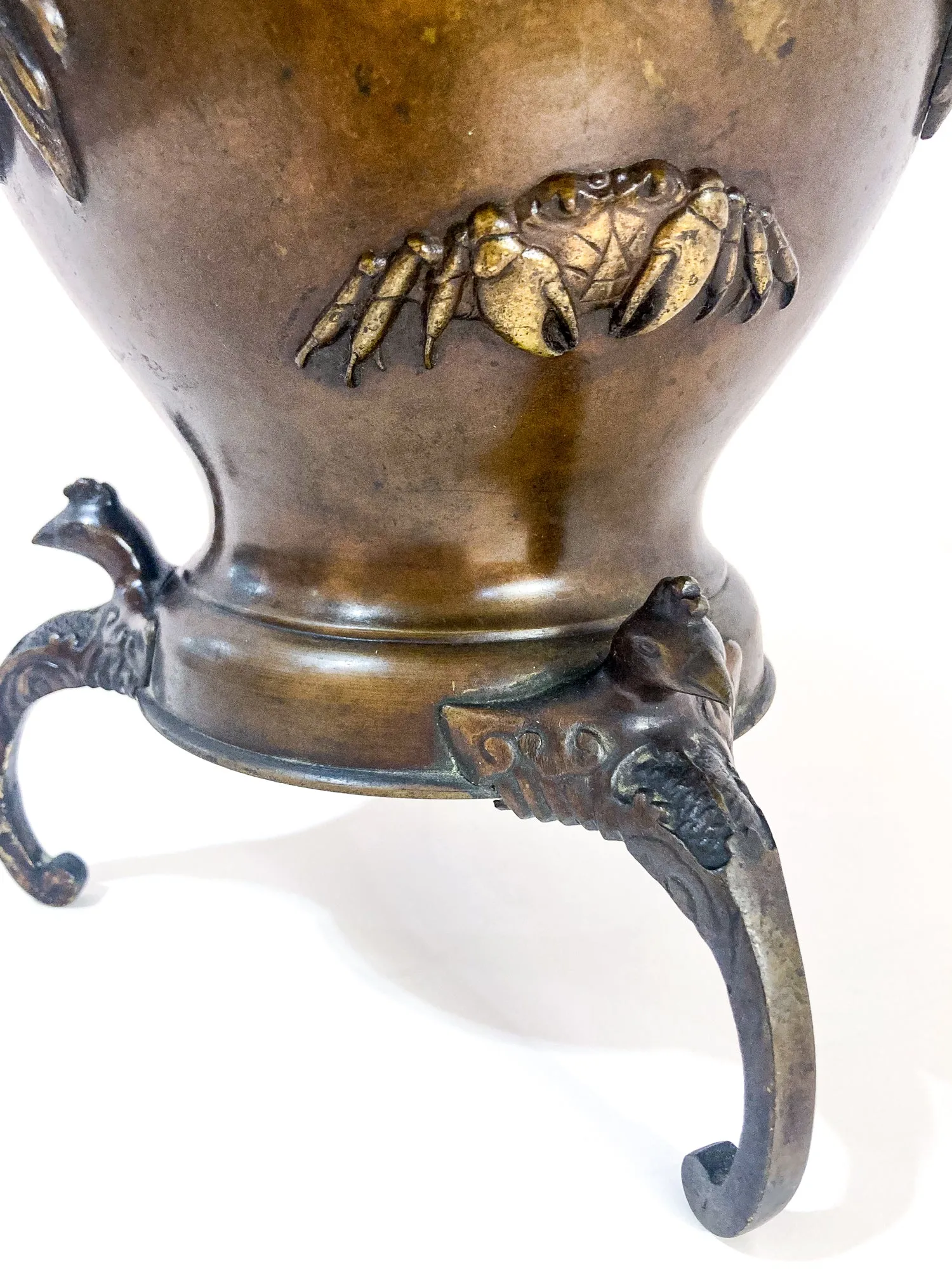 Antique Japanese Yoshimasa Bronze Crab Ocean Motif Ikebana Vase