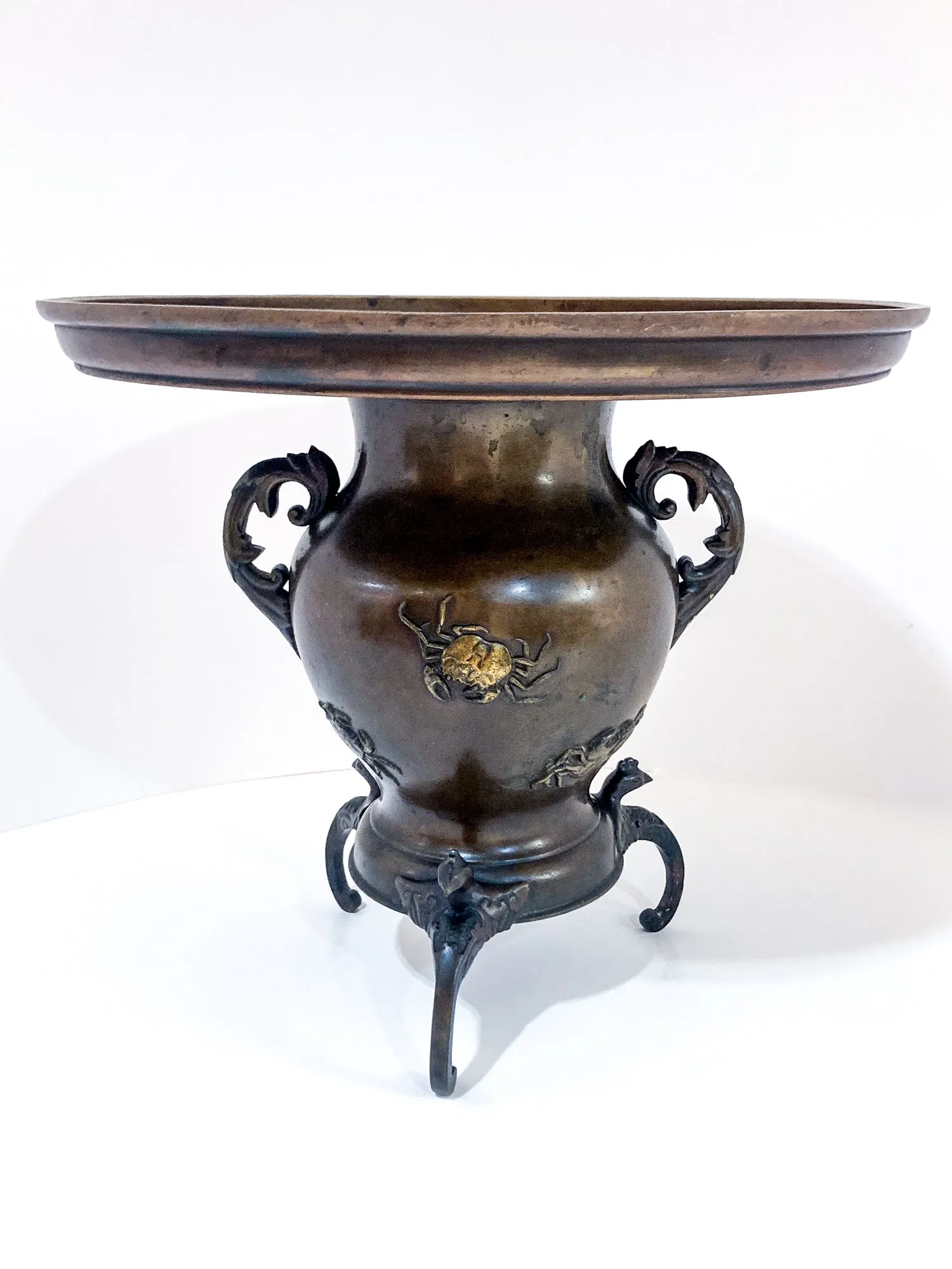 Antique Japanese Yoshimasa Bronze Crab Ocean Motif Ikebana Vase