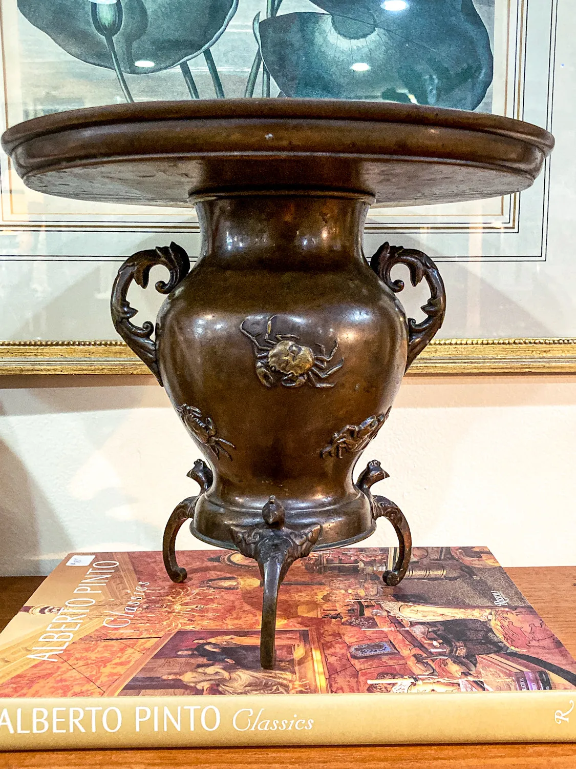 Antique Japanese Yoshimasa Bronze Crab Ocean Motif Ikebana Vase