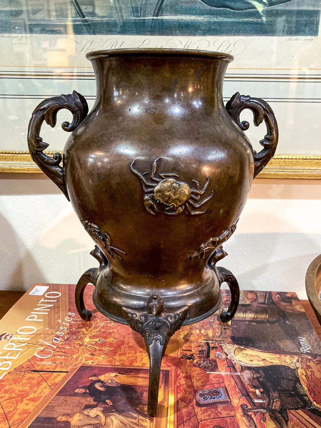 Antique Japanese Yoshimasa Bronze Crab Ocean Motif Ikebana Vase