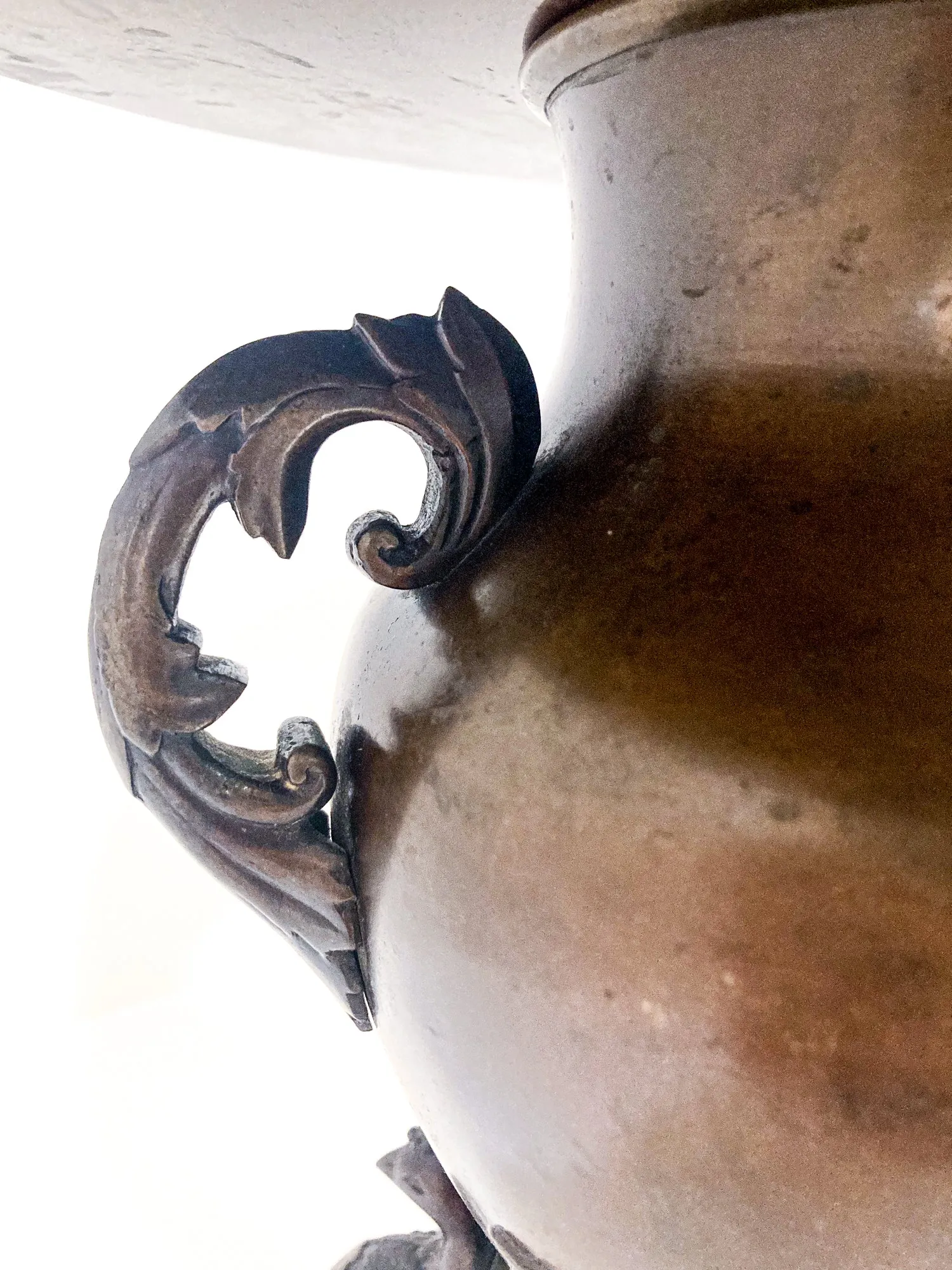 Antique Japanese Yoshimasa Bronze Crab Ocean Motif Ikebana Vase