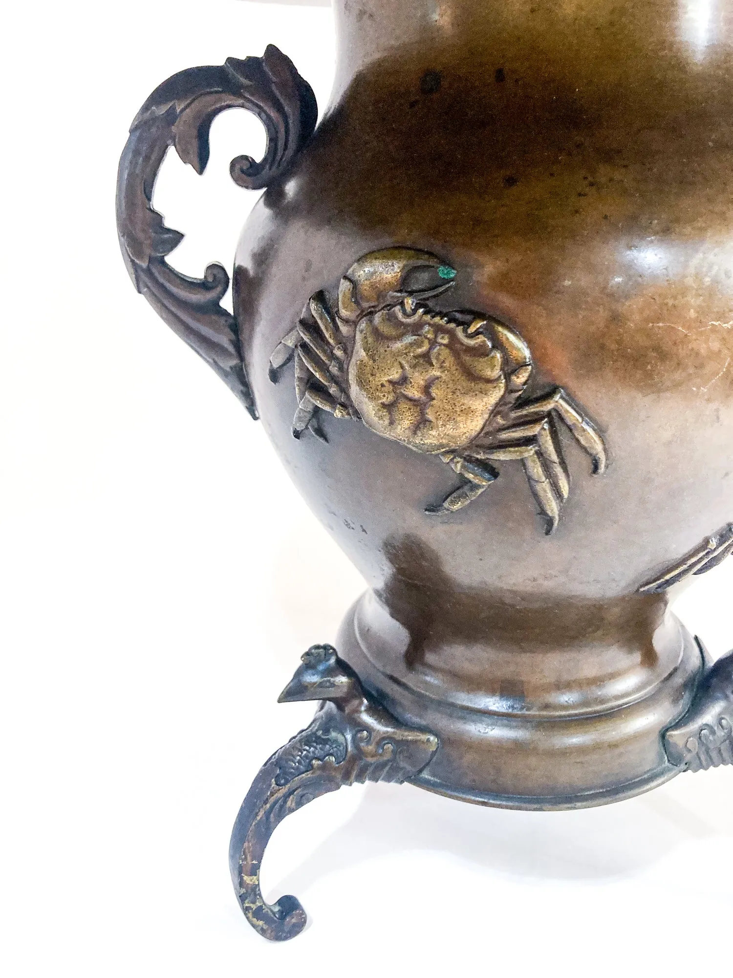 Antique Japanese Yoshimasa Bronze Crab Ocean Motif Ikebana Vase
