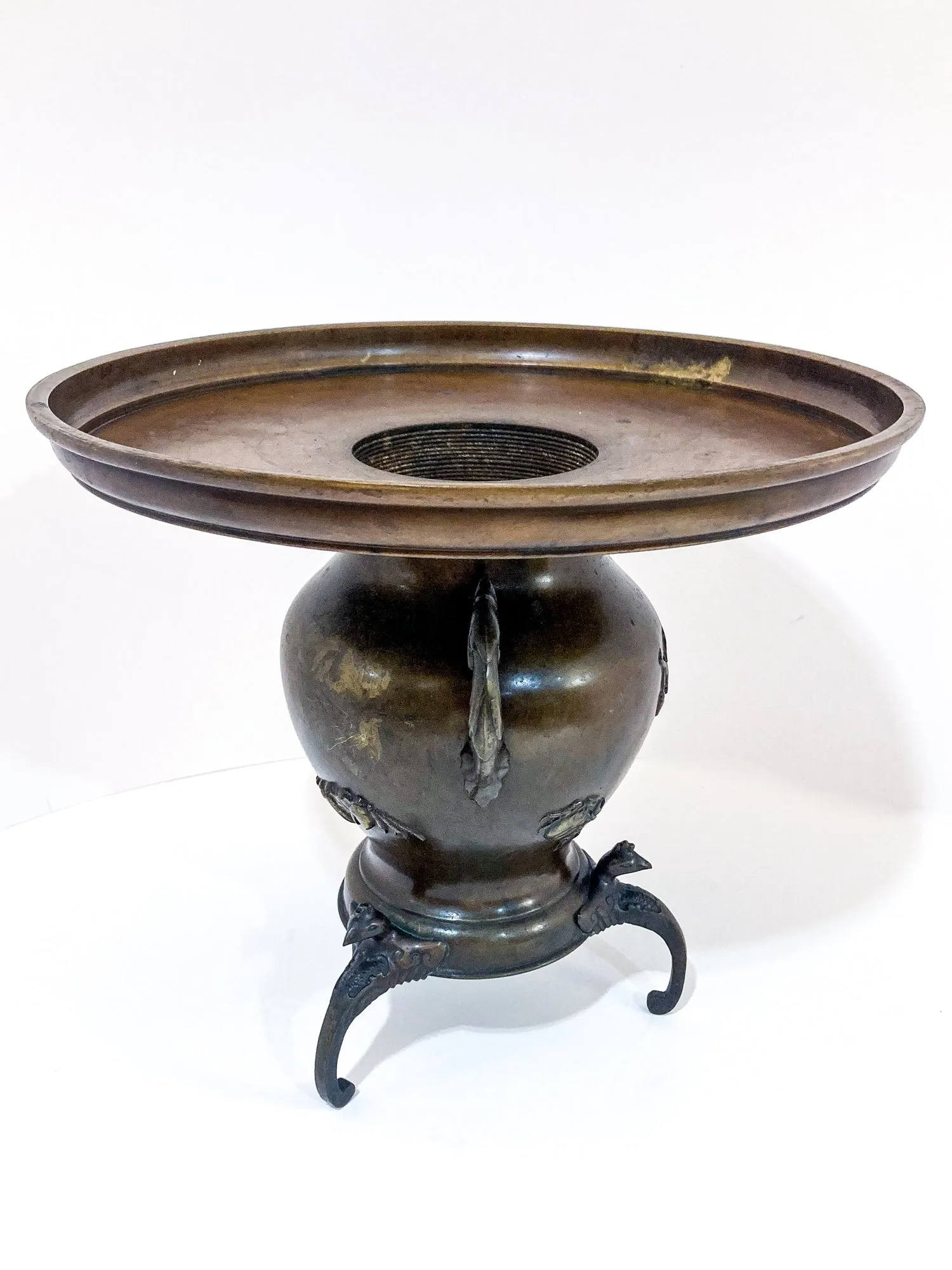 Antique Japanese Yoshimasa Bronze Crab Ocean Motif Ikebana Vase