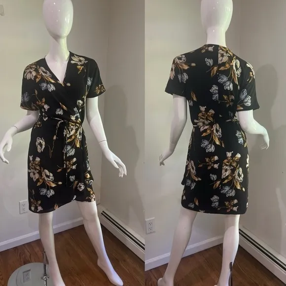 Aritzia Babaton Wallace Wrap Dress