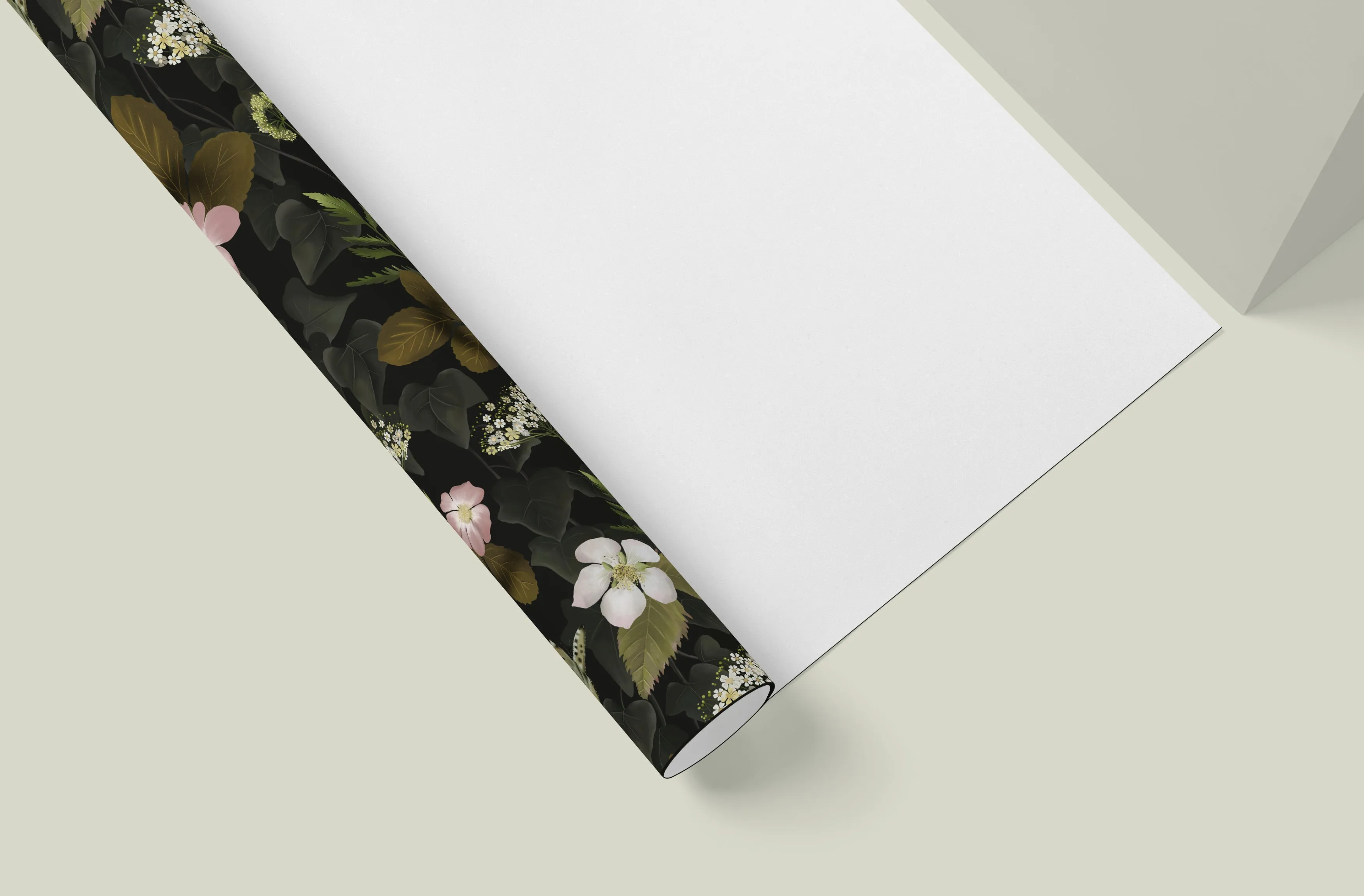 Bramble Floral Wrapping Paper in Evergreen - 5 Sheets