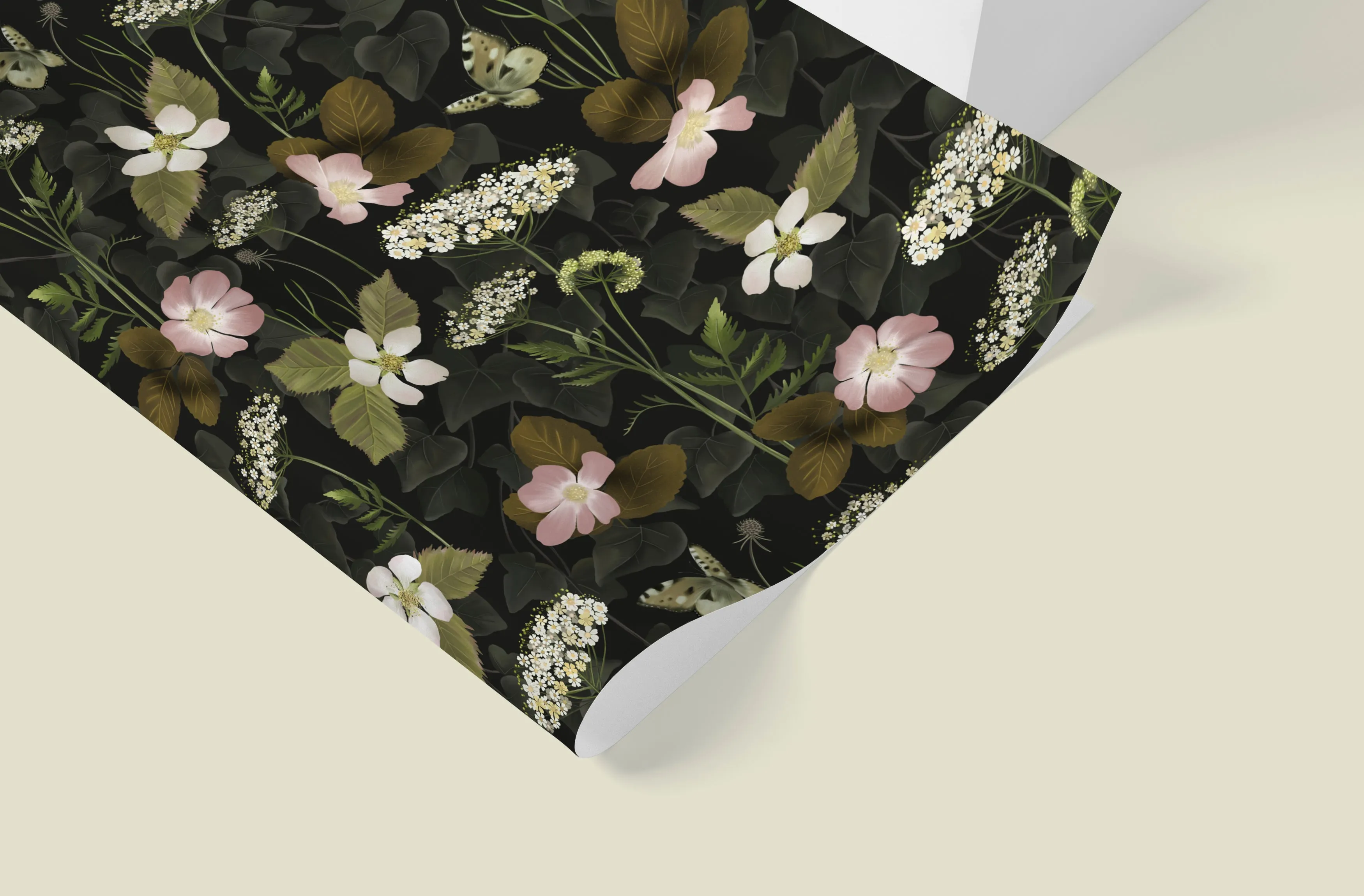 Bramble Floral Wrapping Paper in Evergreen - 5 Sheets