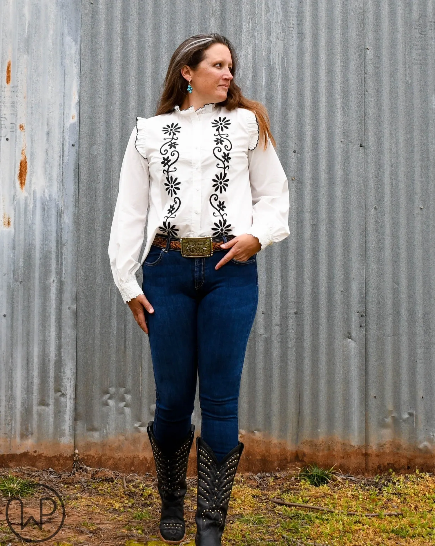 Chehalis Embroidered Blouse