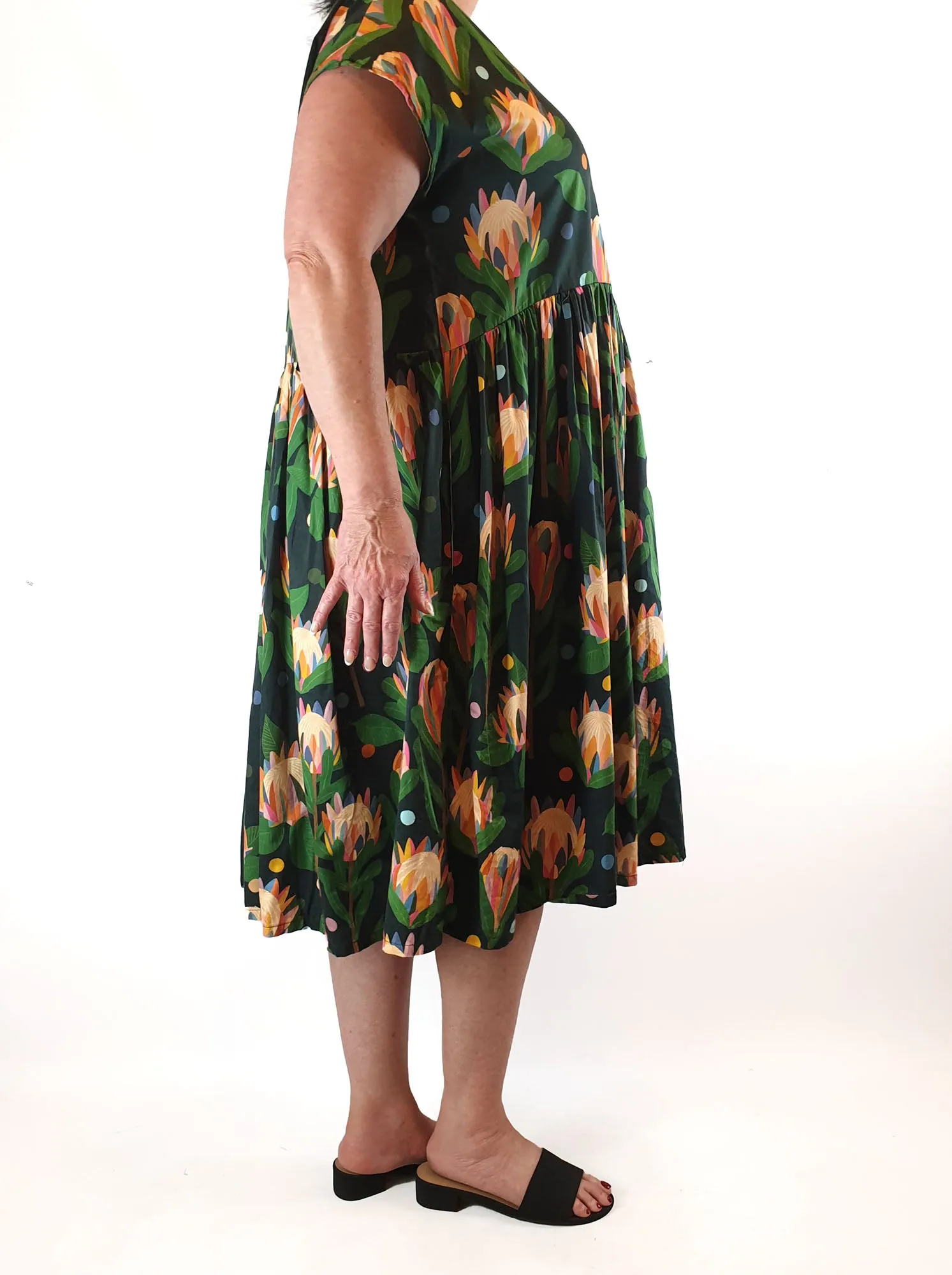 Curvature floral print dress size S (fits size 16-18)