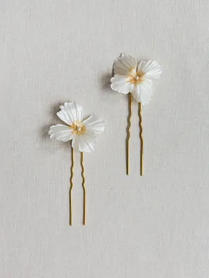Daisy Hair Pins