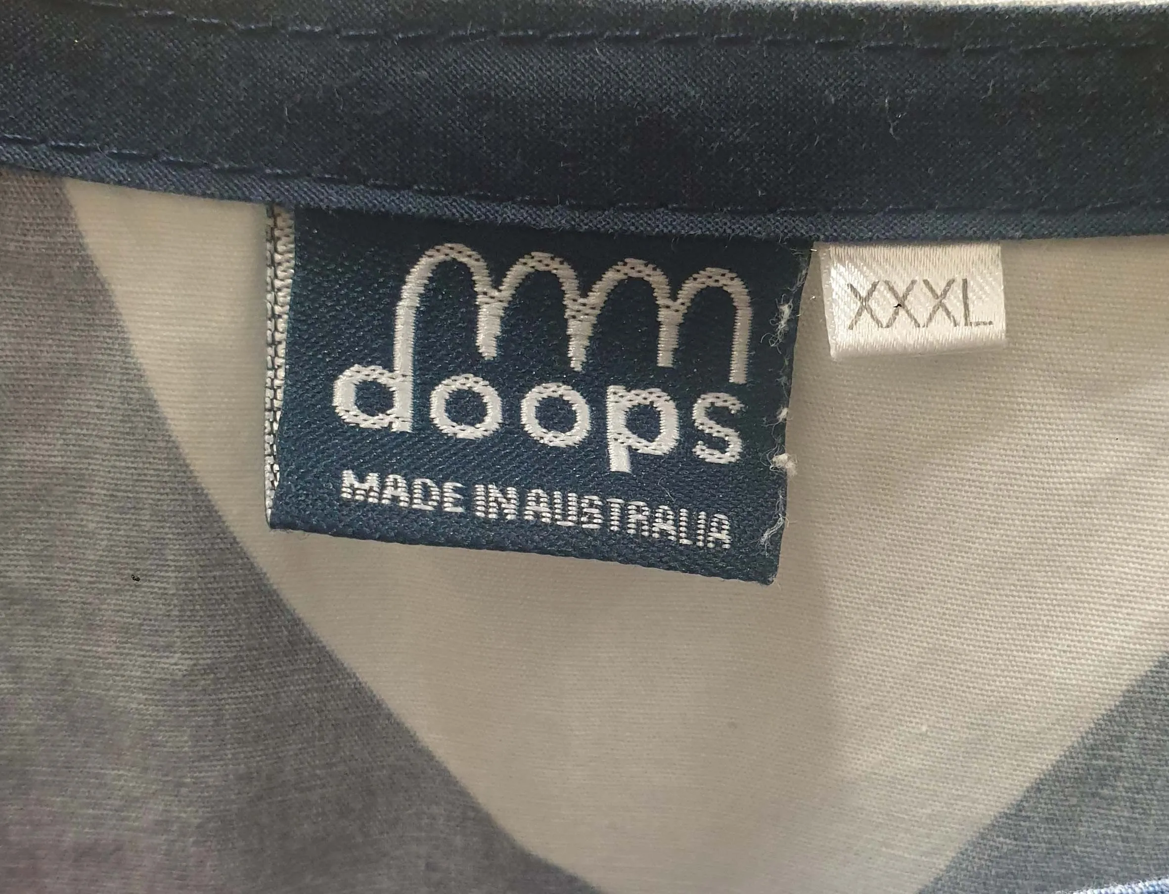 Doops navy dress with heart print size XXXL (note: significant wear)