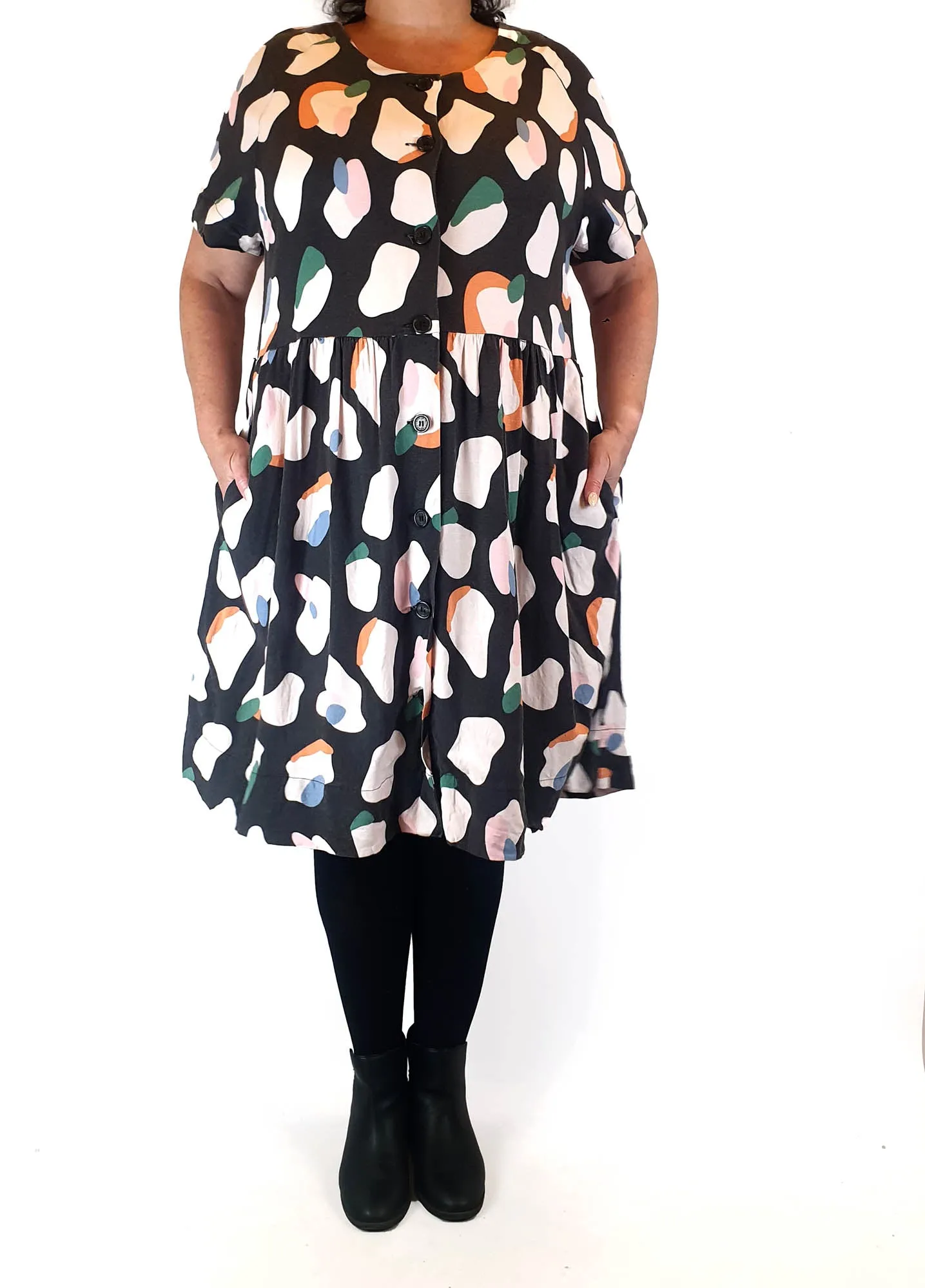 Elm colourful print tee shirt style dress size 18