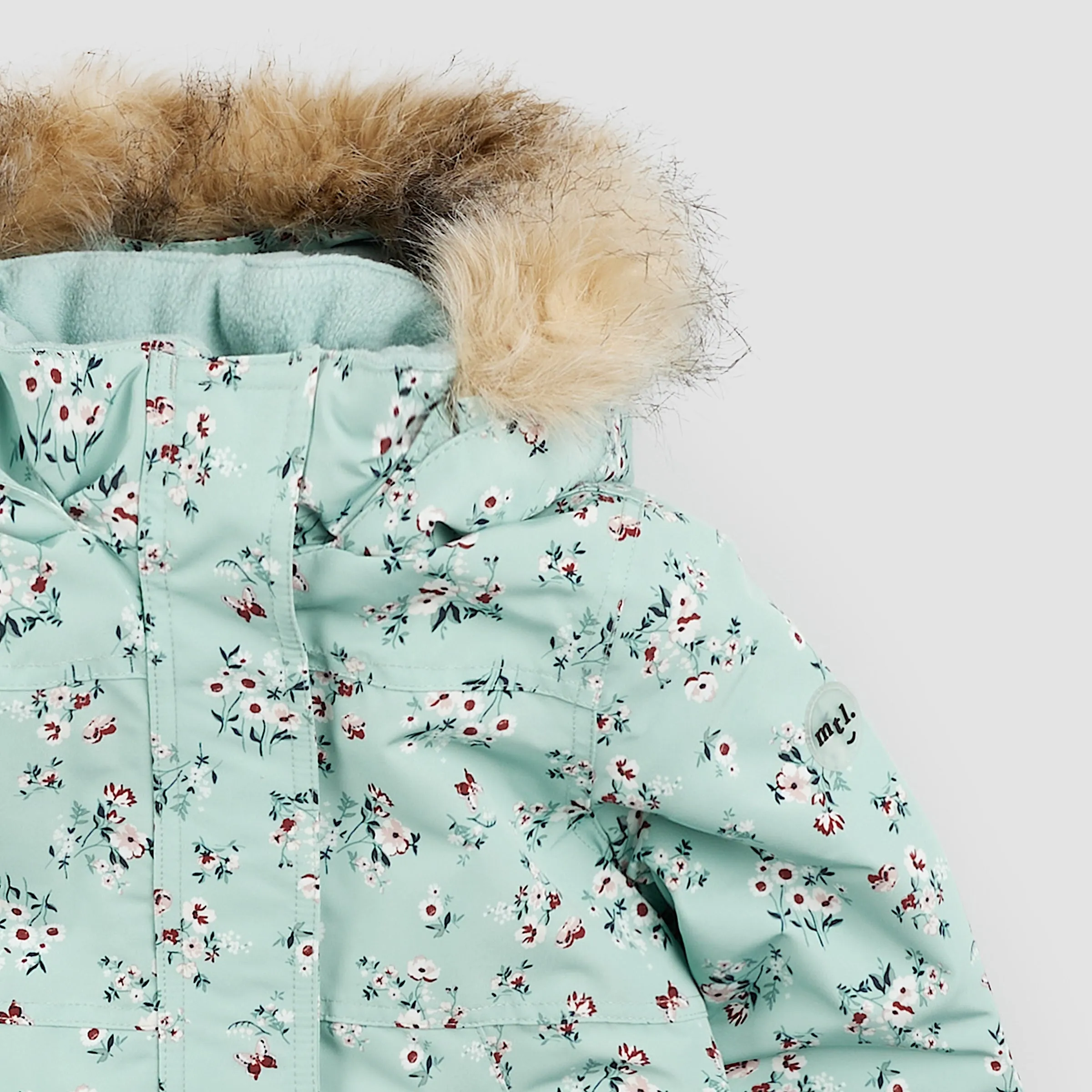 Ensemble de neige à motifs floraux