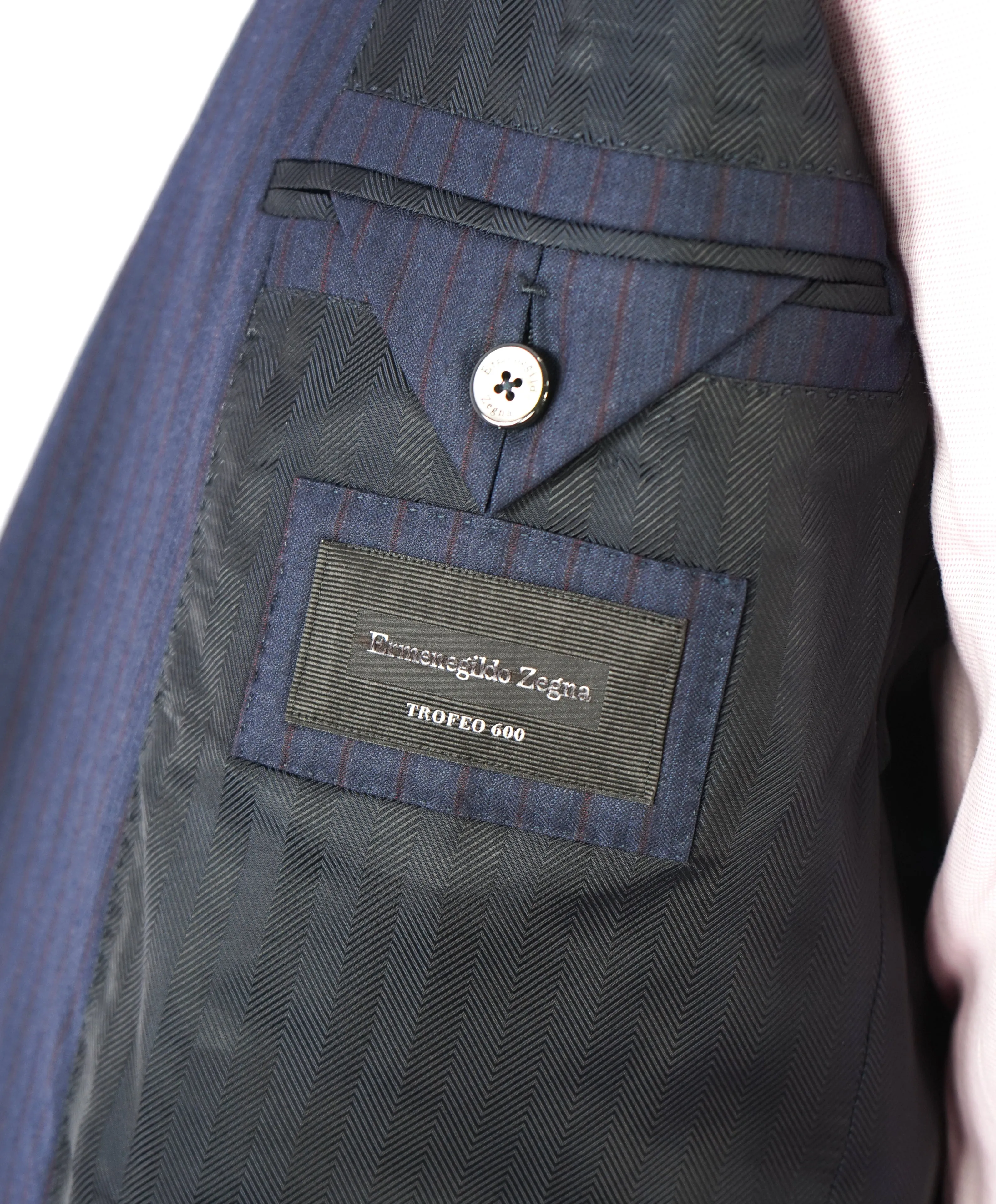 ERMENEGILDO ZEGNA -"TROFEO 600" WIDE LAPEL Blue & Burgundy Suit - 44R