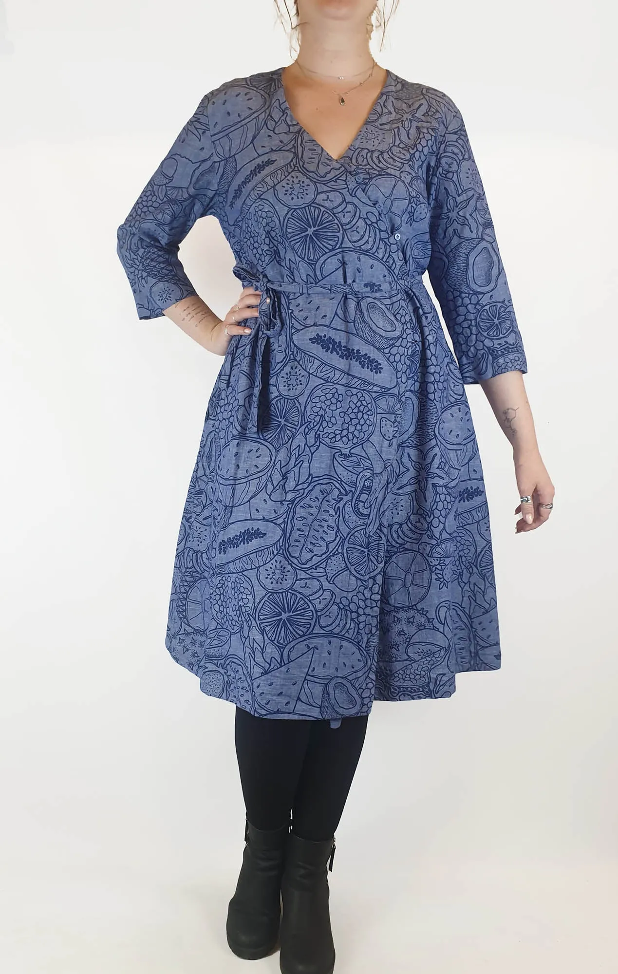 Gorman blue long sleeve dress with subtle fruit print size 12
