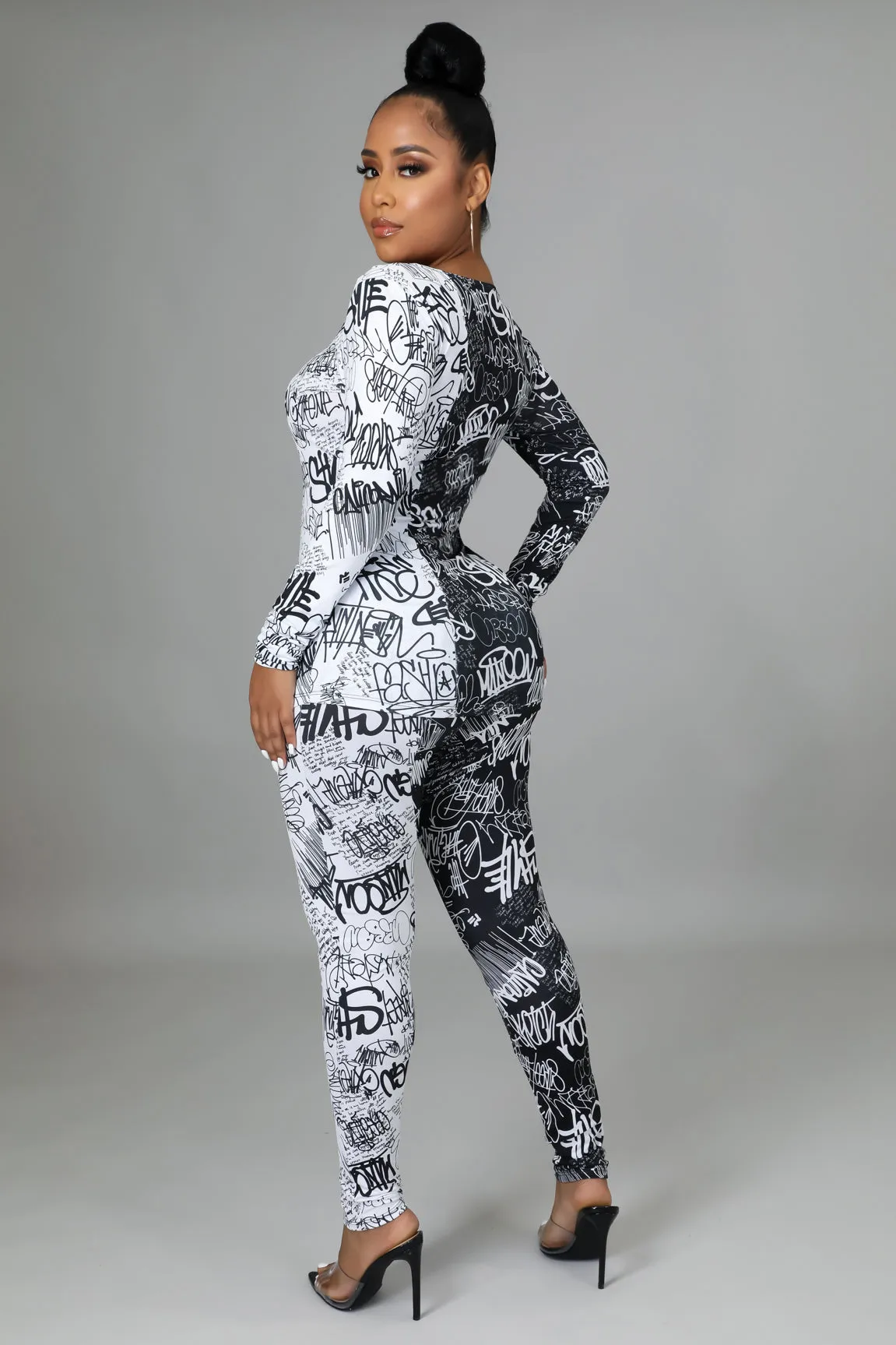 Graphics Delight 2pc Pants Set