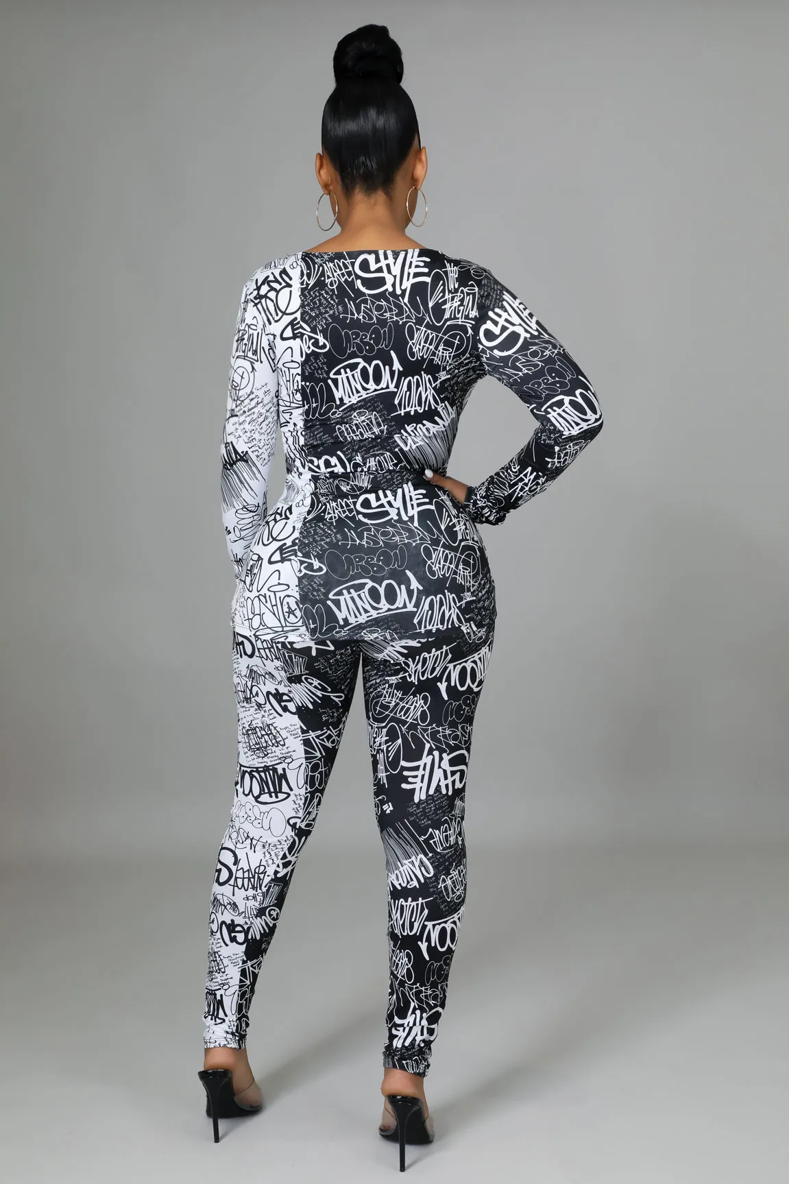 Graphics Delight 2pc Pants Set