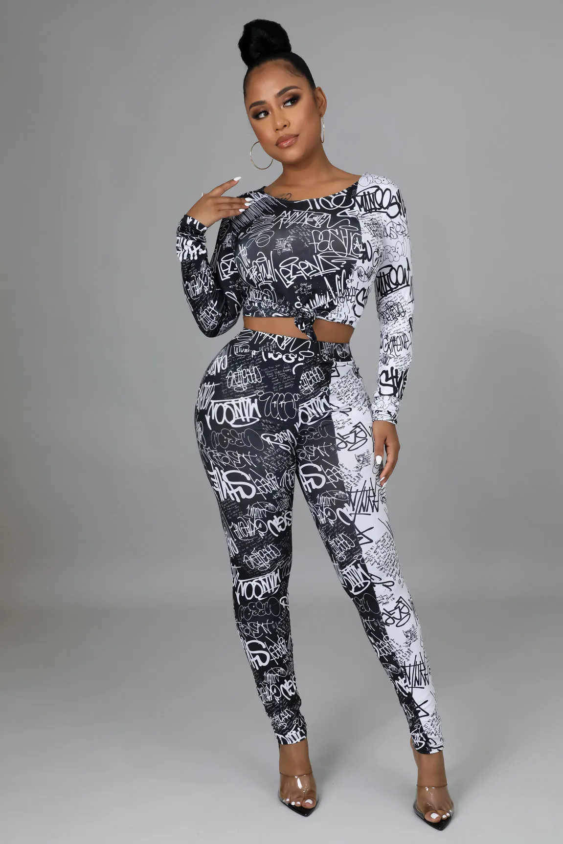 Graphics Delight 2pc Pants Set