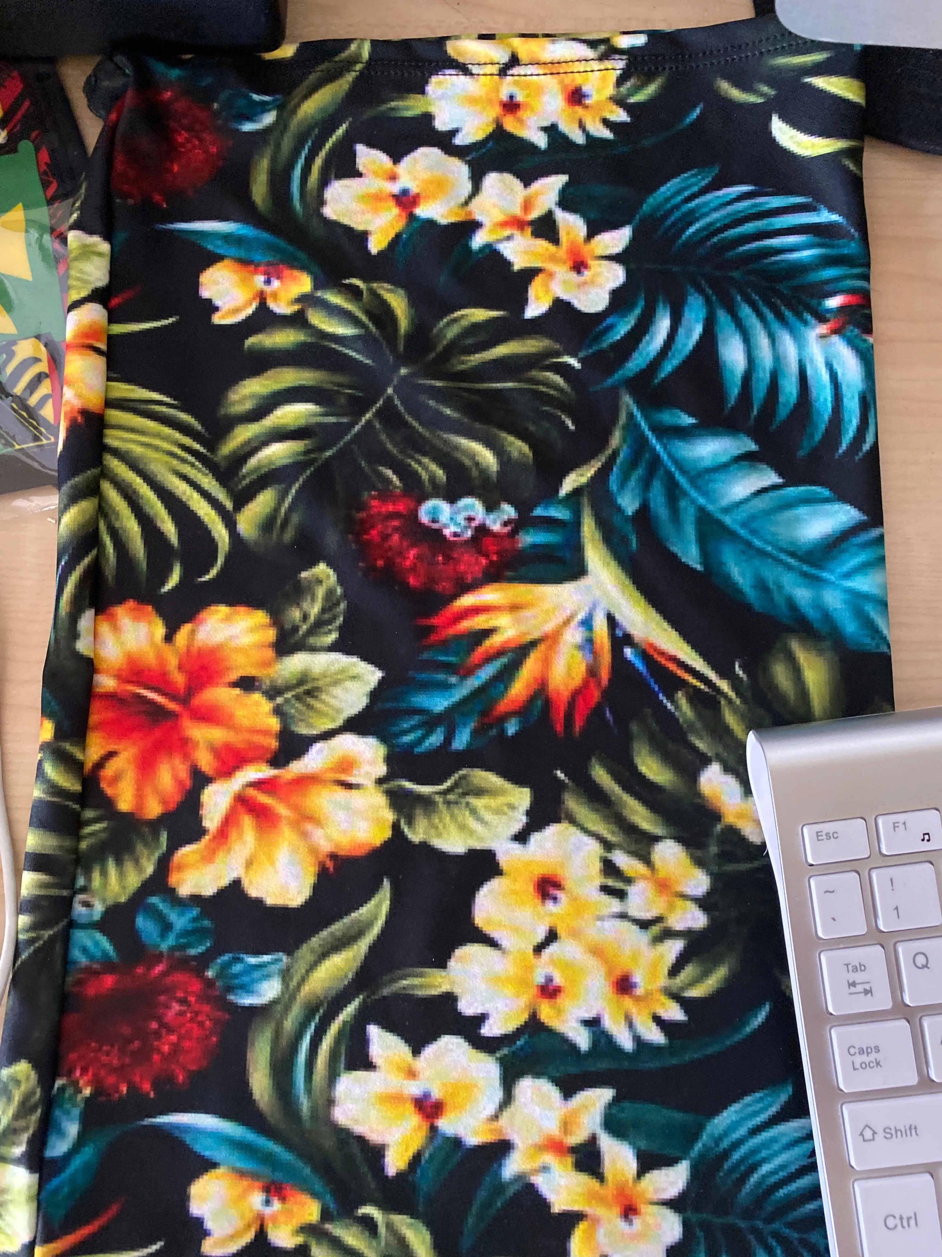 Guam Palm Floral Gaiter Wrap