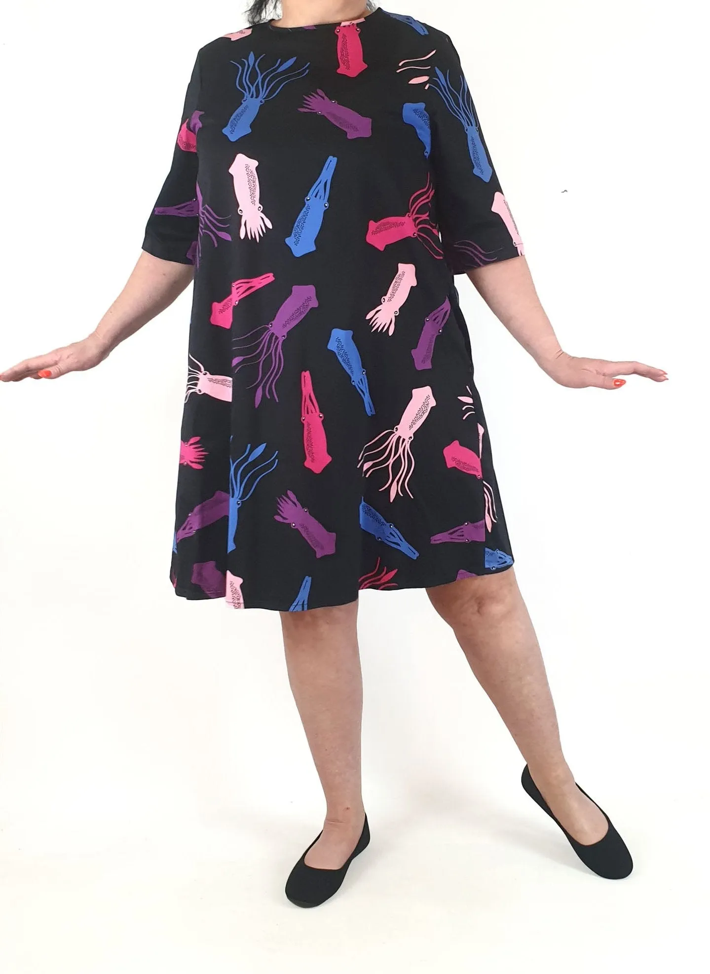 Jericho Road black squid print half sleeve dress size 18