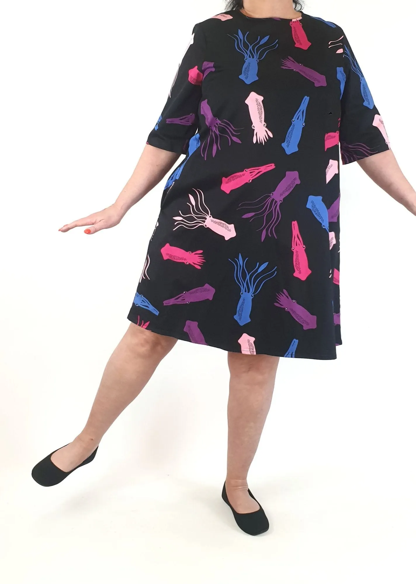 Jericho Road black squid print half sleeve dress size 18