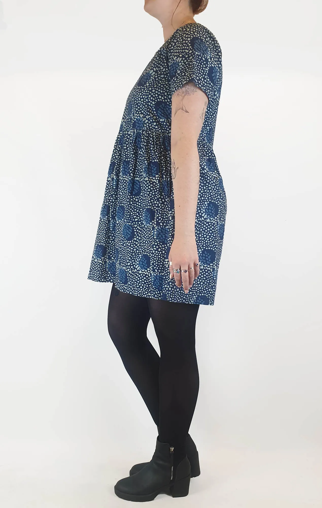 Karma East blue spotty tee shirts style dress size M