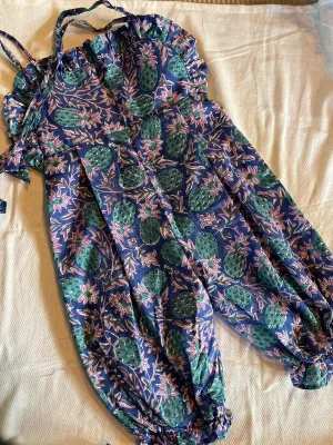 Klingaru Jumpsuit - Pineapples in Purple