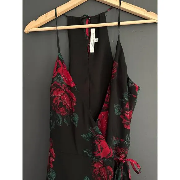 Lovers   Friends Gigi Wrap Dress in Rosebud Size Small
