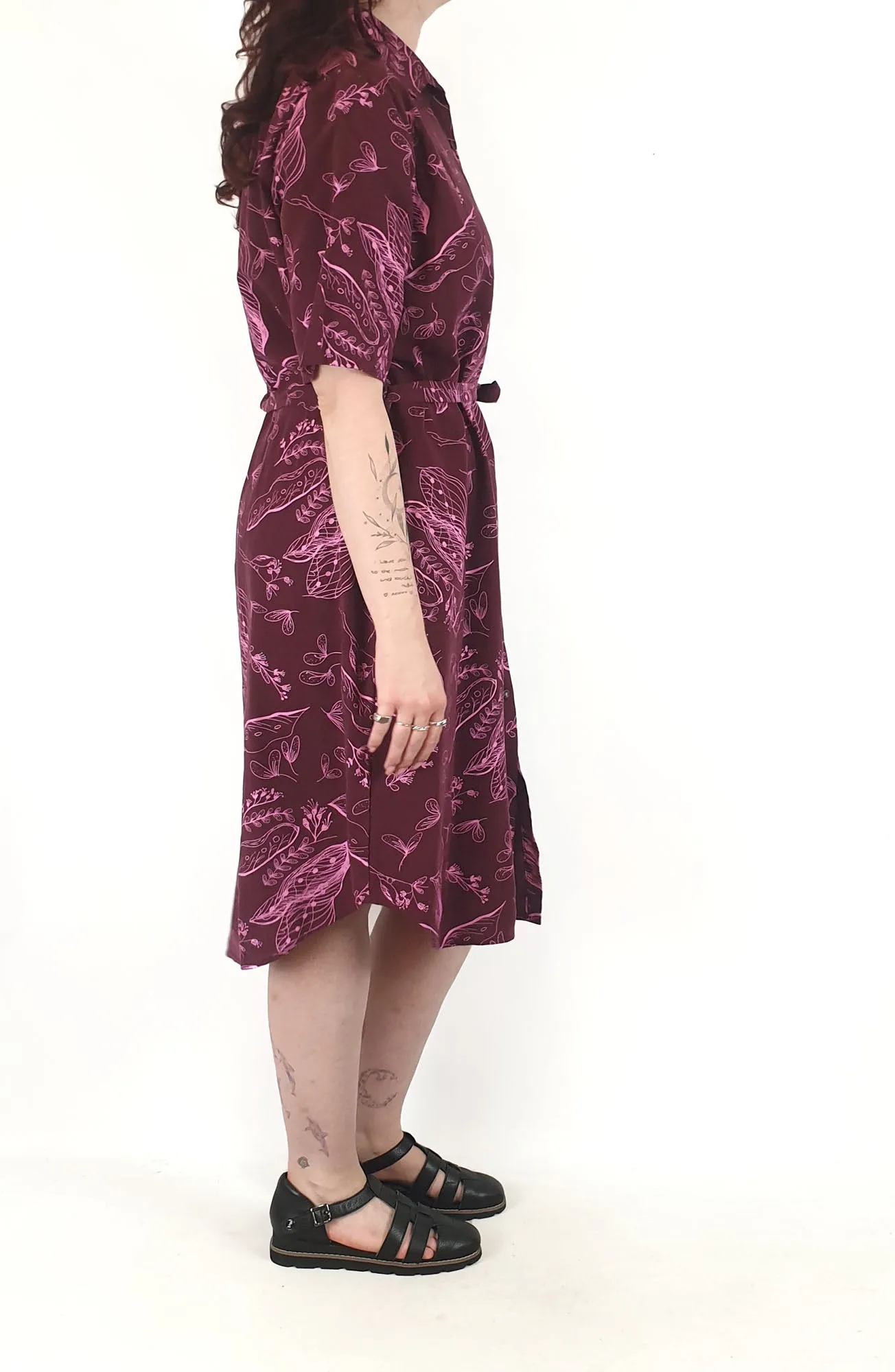 Magpie Goose deep red print dress size 14, best fits 12-14