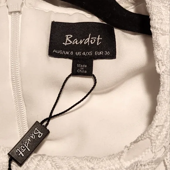 NWOT Bardot Reese White Floral Lace Crochet Mini Dress Size 4