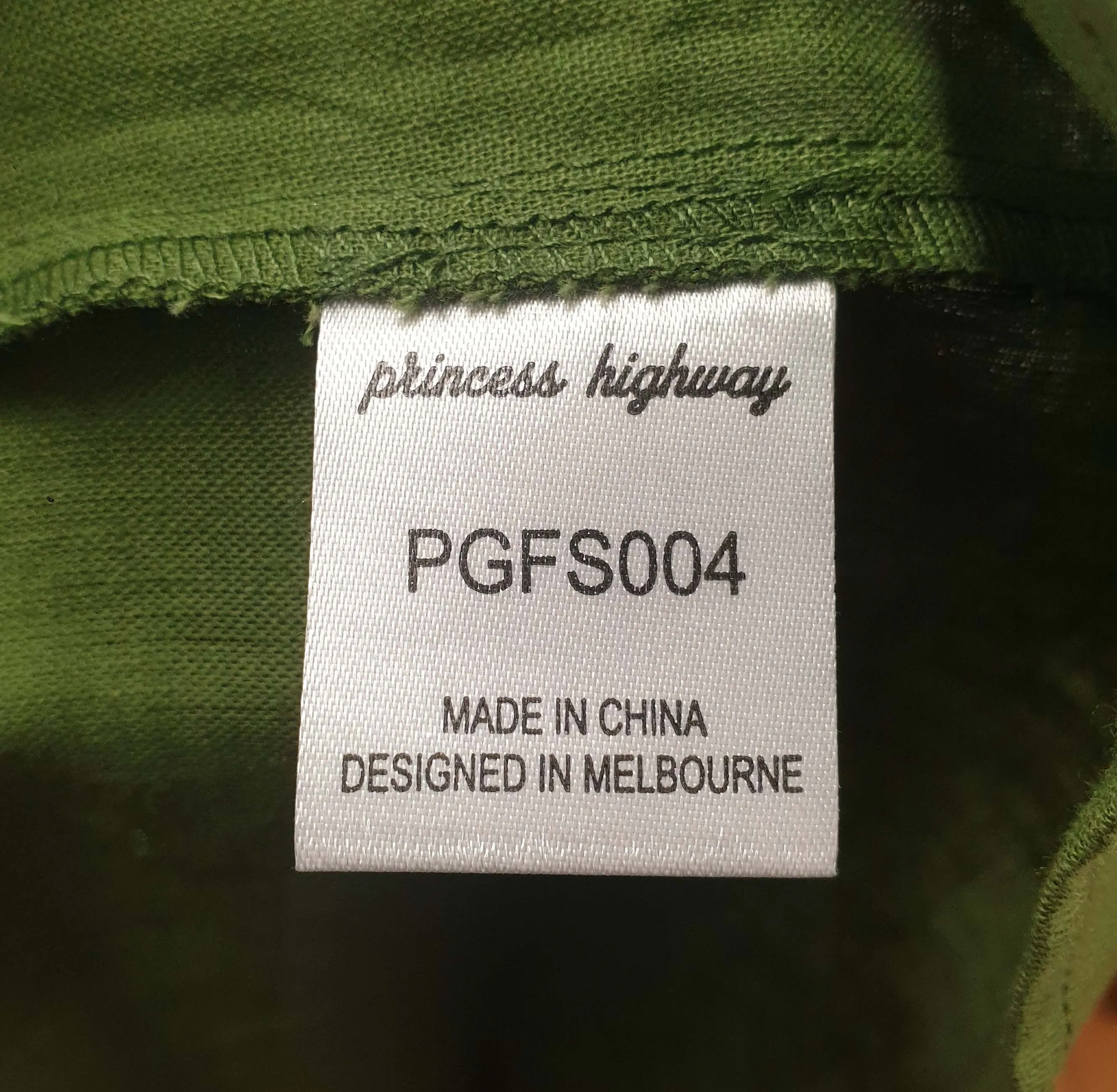 Princess Highway green half sleeve tiered dress size 20
