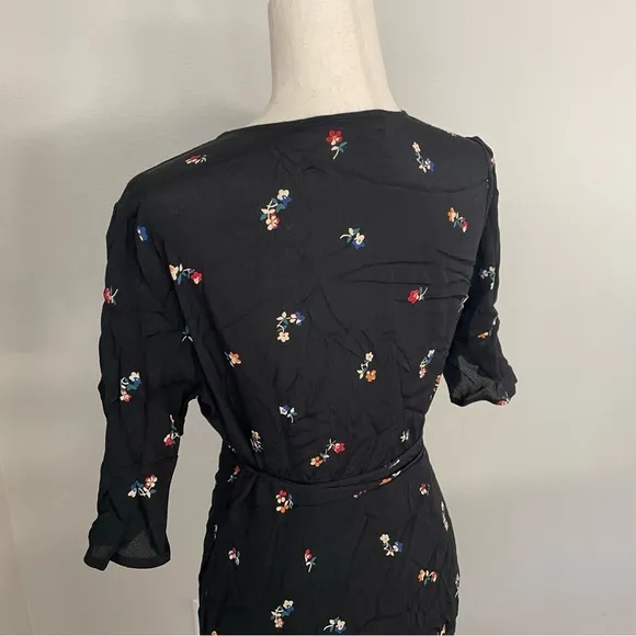 Rails Amiee Kyoto Floral Wrap Dress Black Medium 3/4 Flutter sleeve