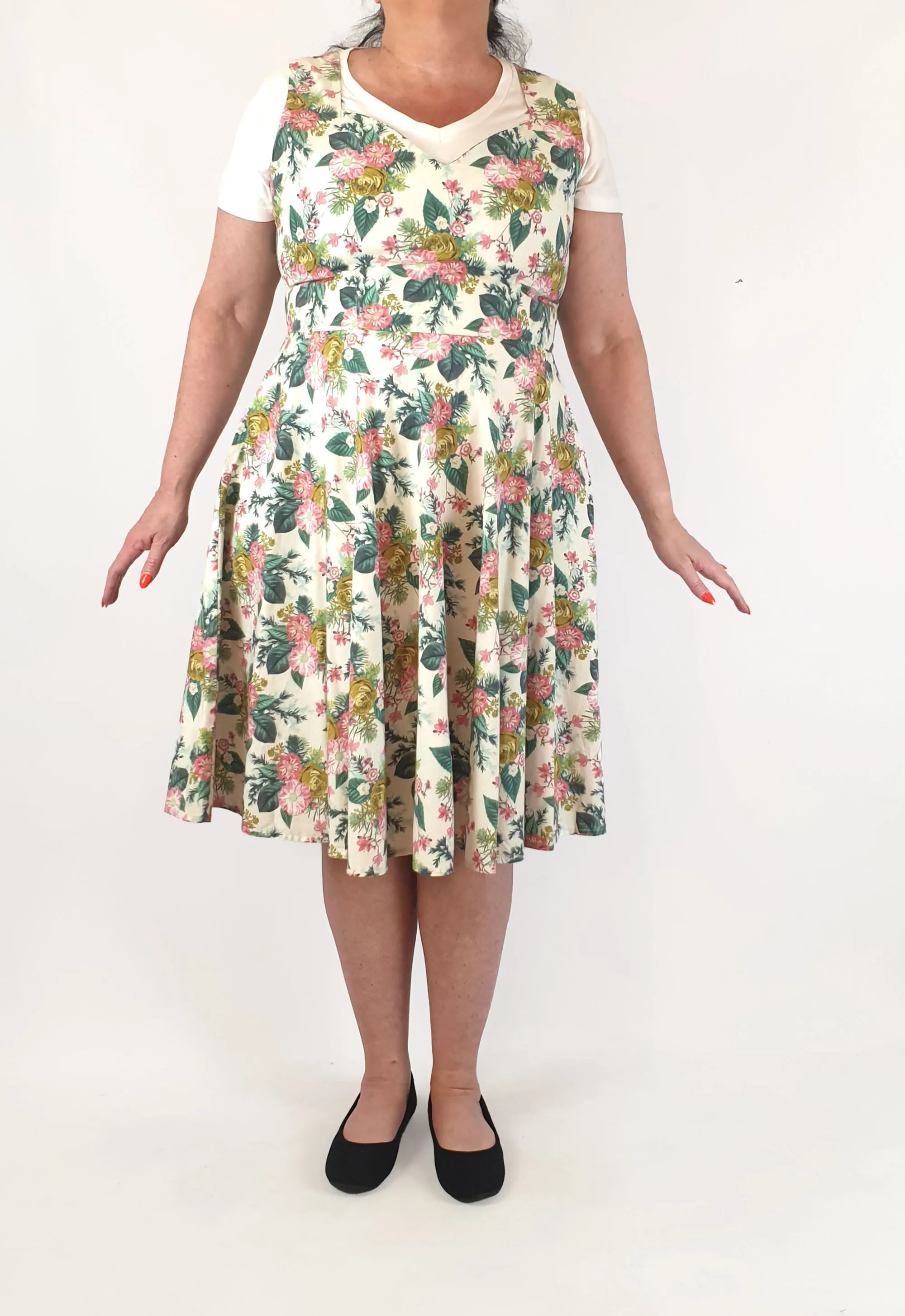 Revival retro style floral sleeveless dress size 18