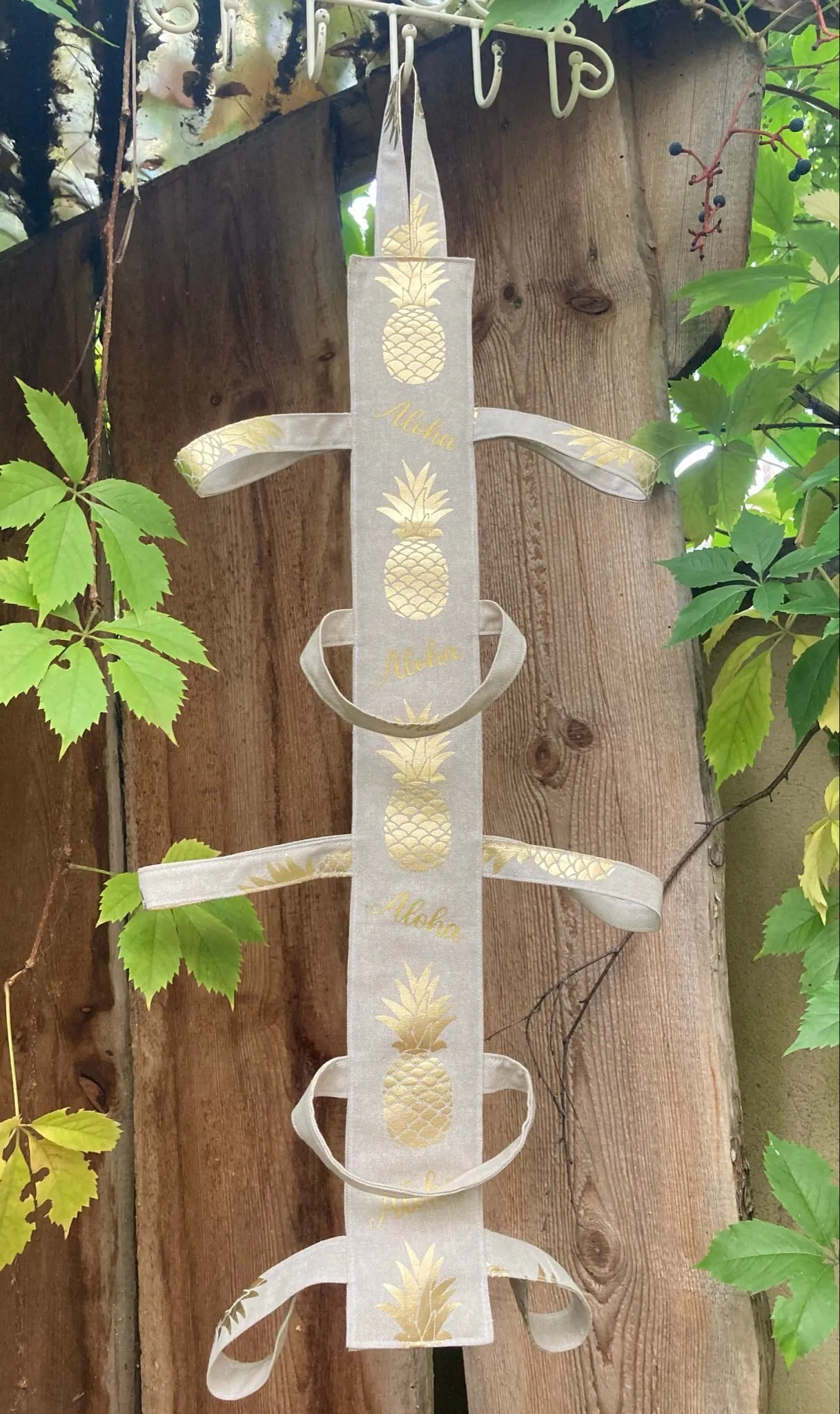 SCARF HOLDER - beige Pineapple   Aloha