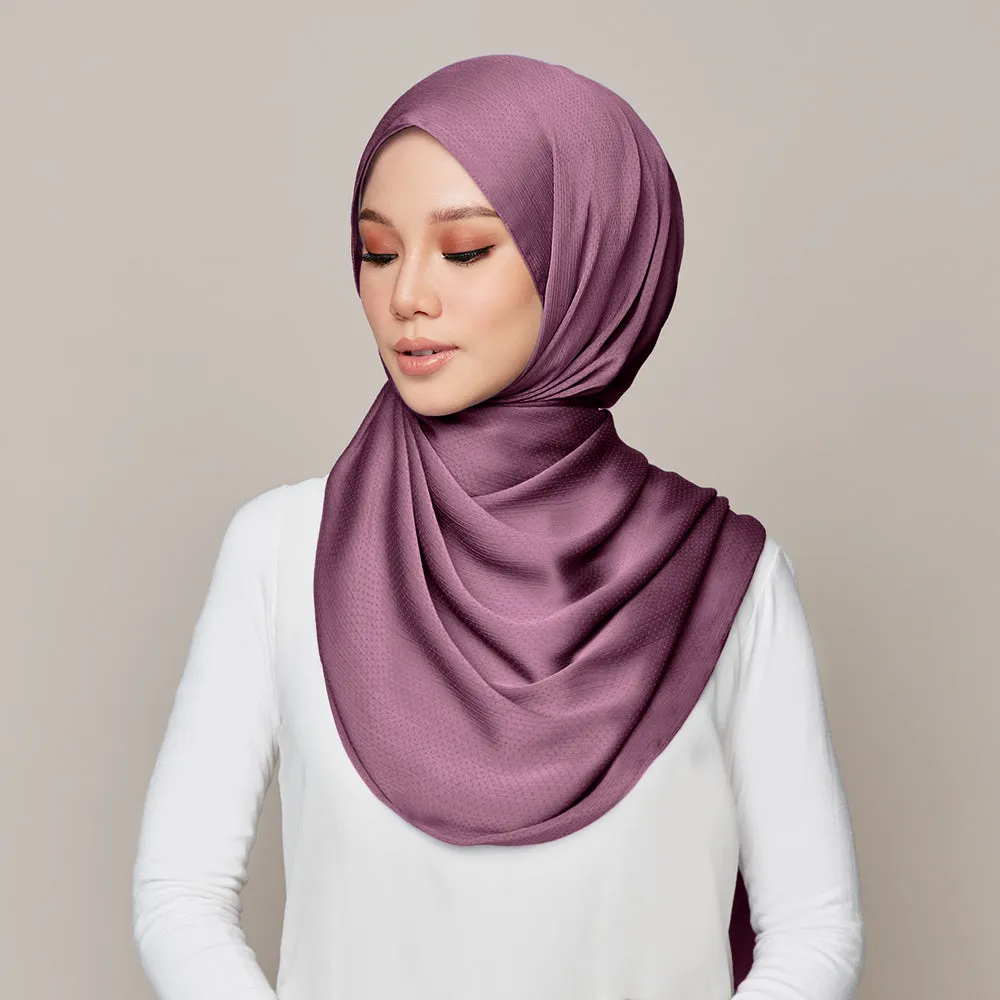 Sofya in Lupine