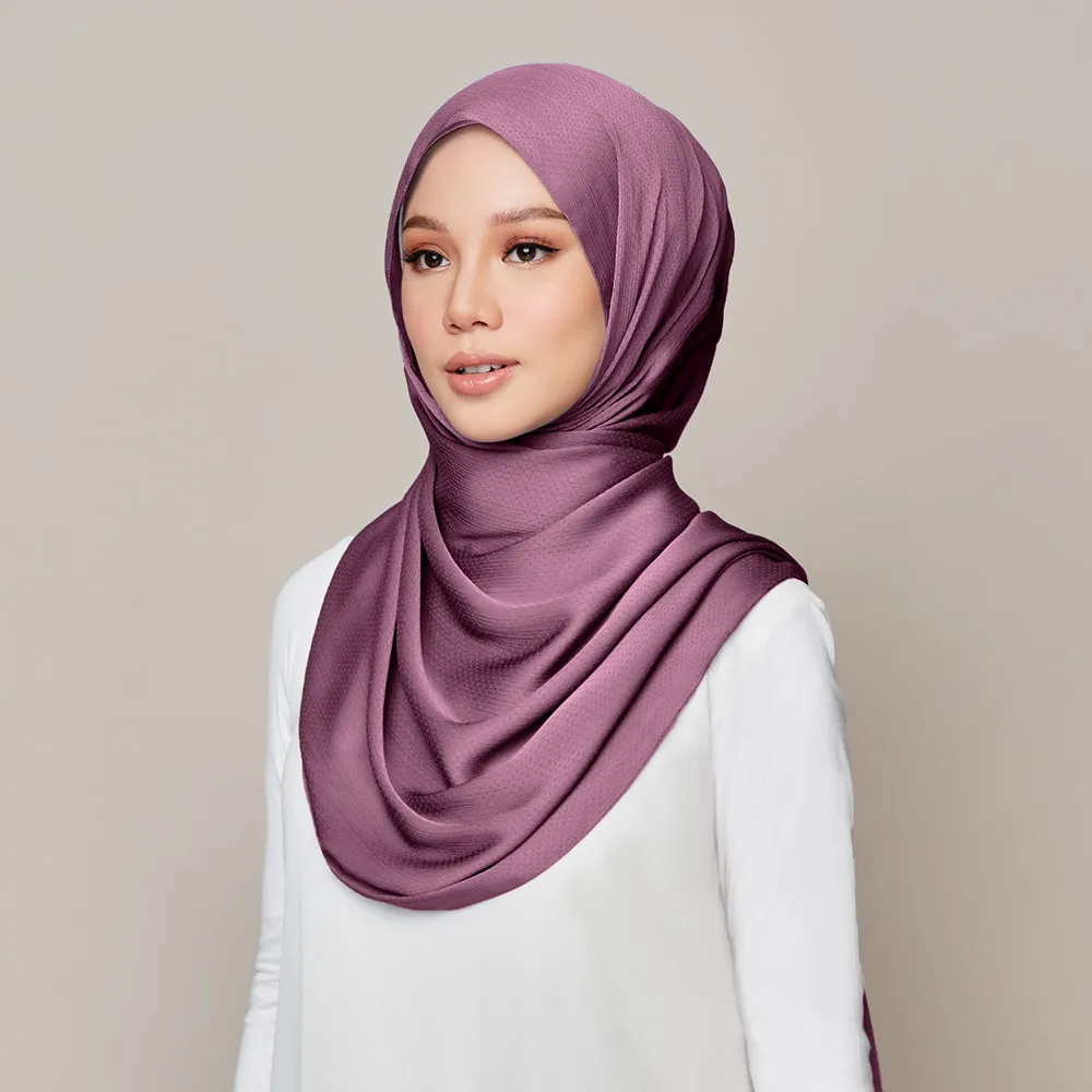 Sofya in Lupine