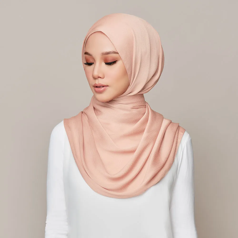 Sofya in Oleander