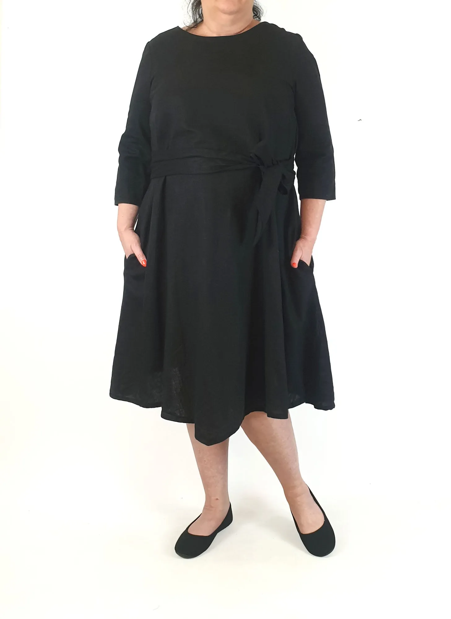 Spotted Squall black 100% linen dress size L/XL (Made in Tasmania)