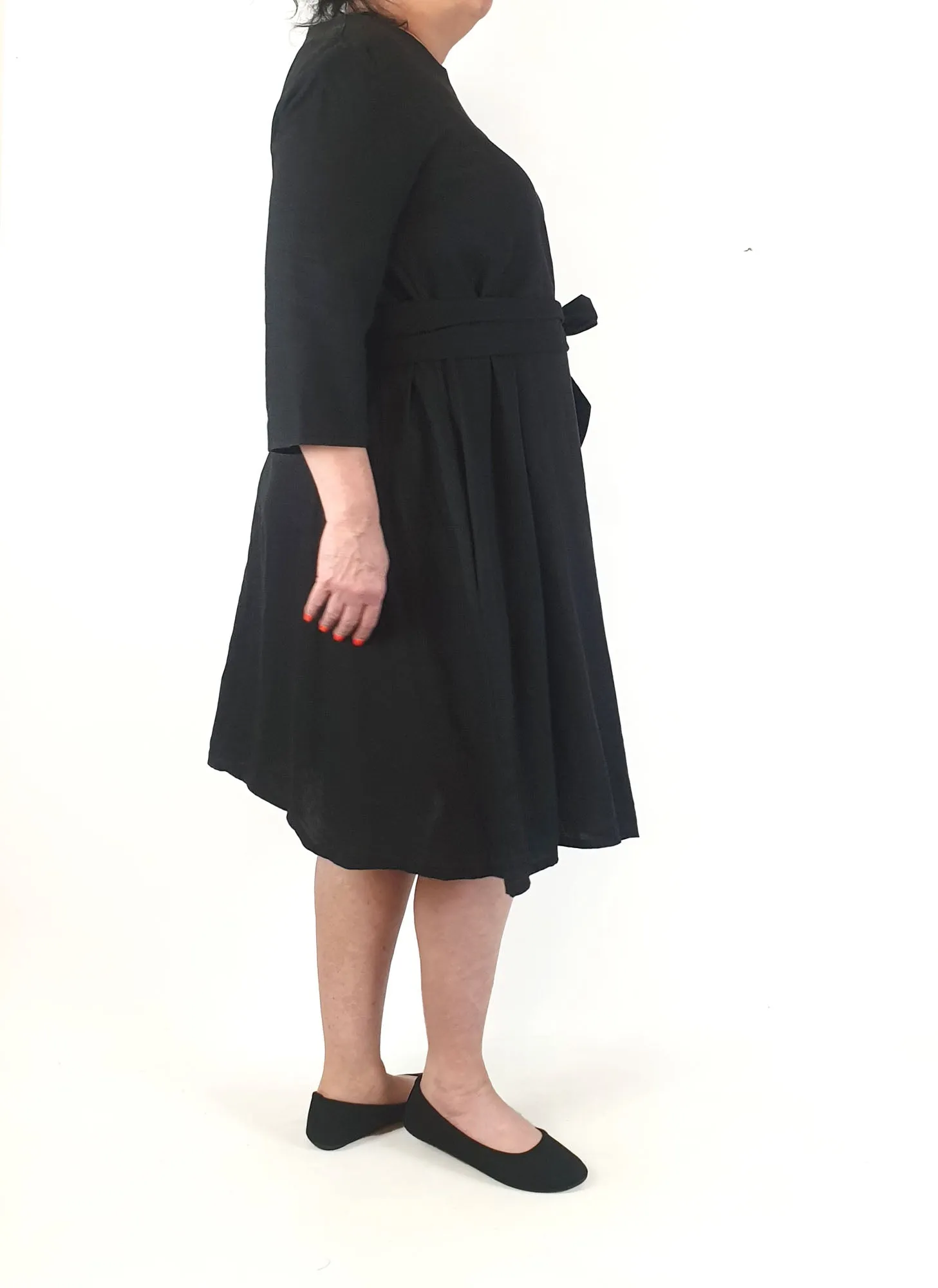 Spotted Squall black 100% linen dress size L/XL (Made in Tasmania)