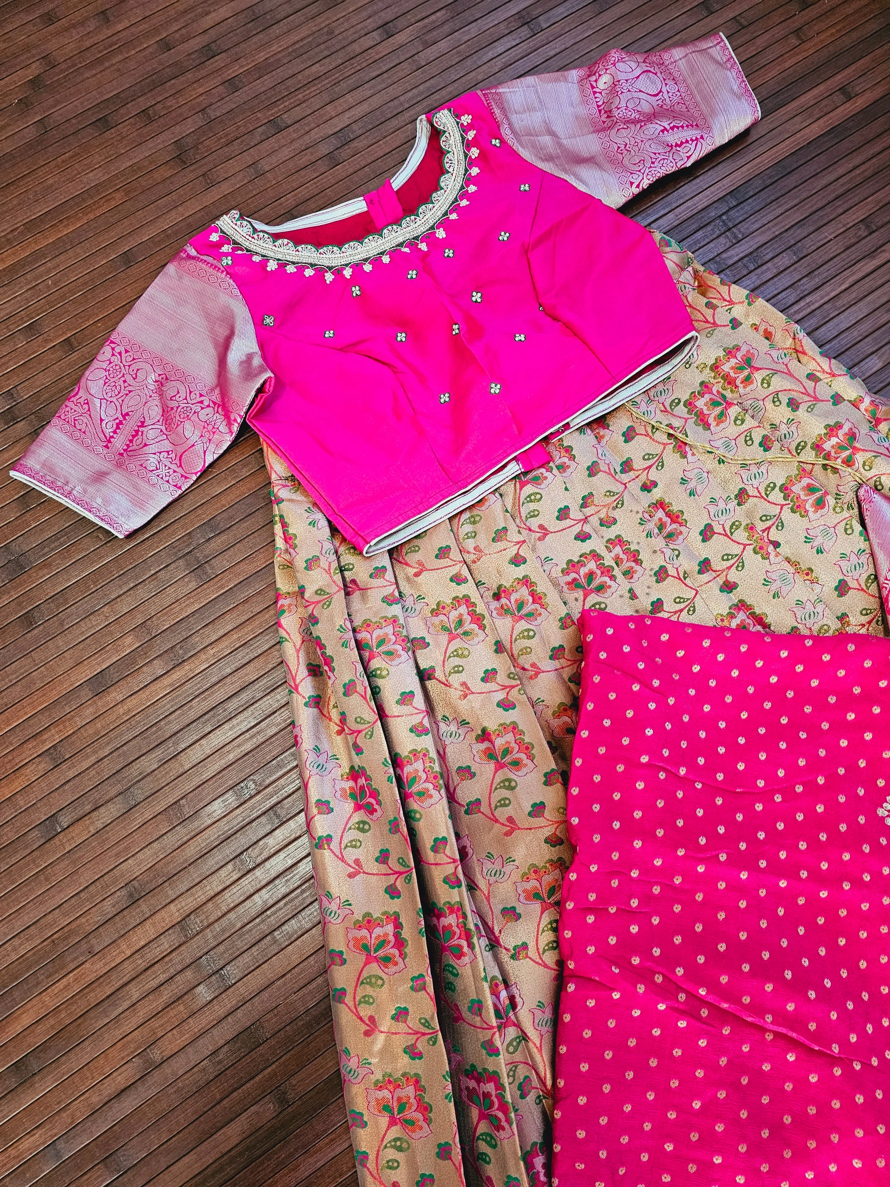 Teen/Adult Small - Semi Kanchi Tissue Floral Lehanga Set
