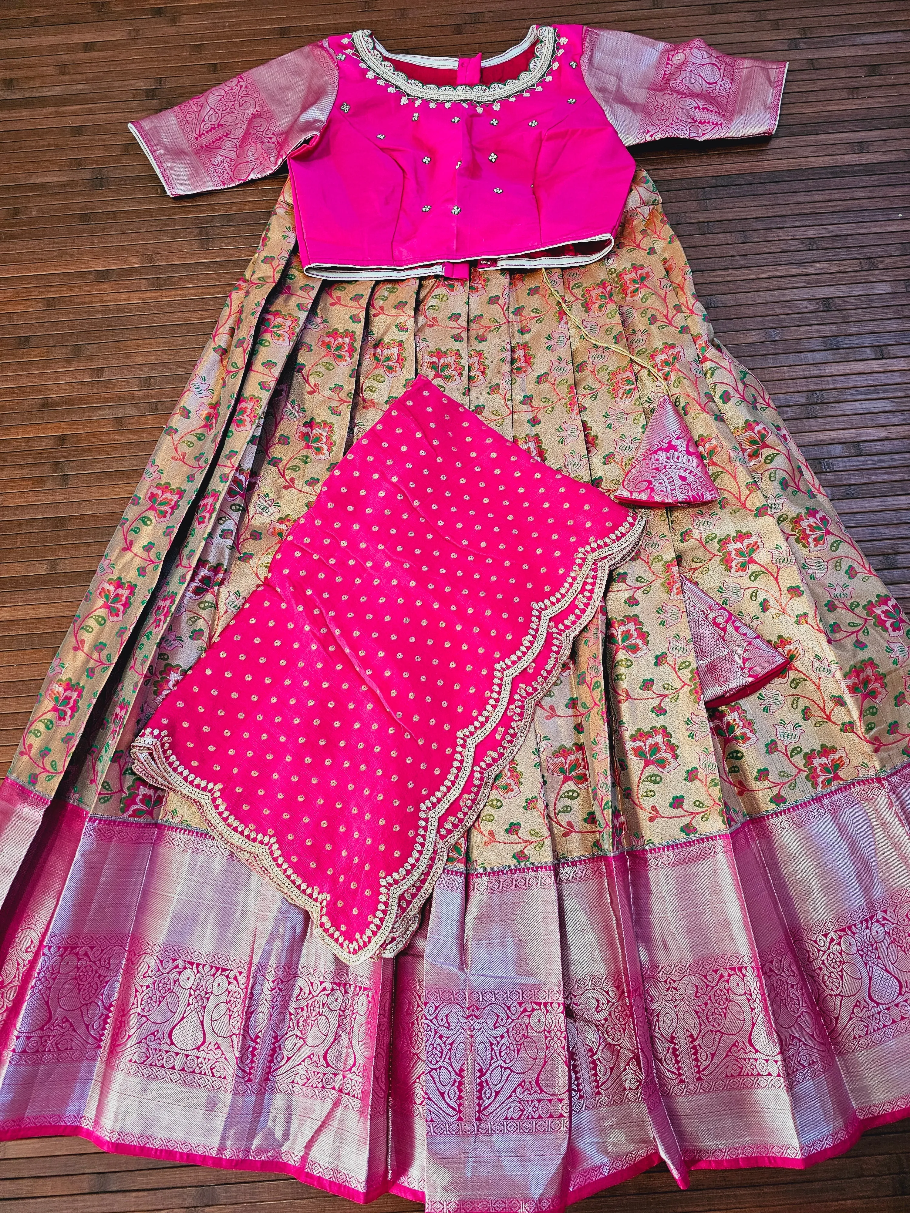 Teen/Adult Small - Semi Kanchi Tissue Floral Lehanga Set