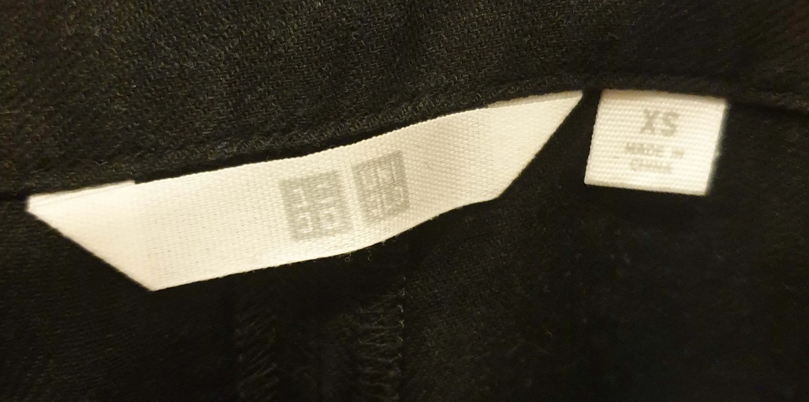 Uniqlo black linen mix sleeveless jumpsuit size XS, best fits size 8