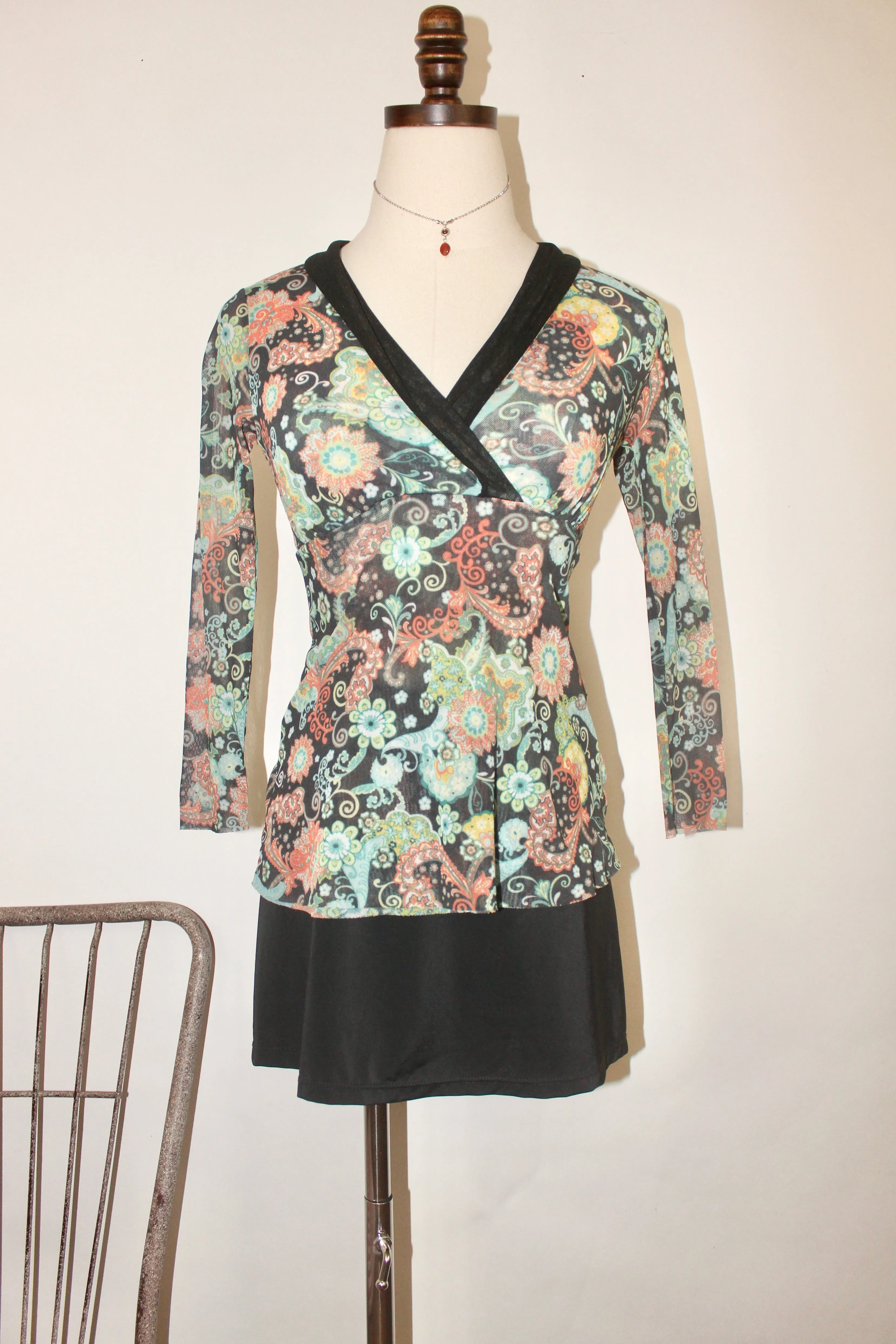 Vintage Floral Swirl Wrap Knit (XS-S)