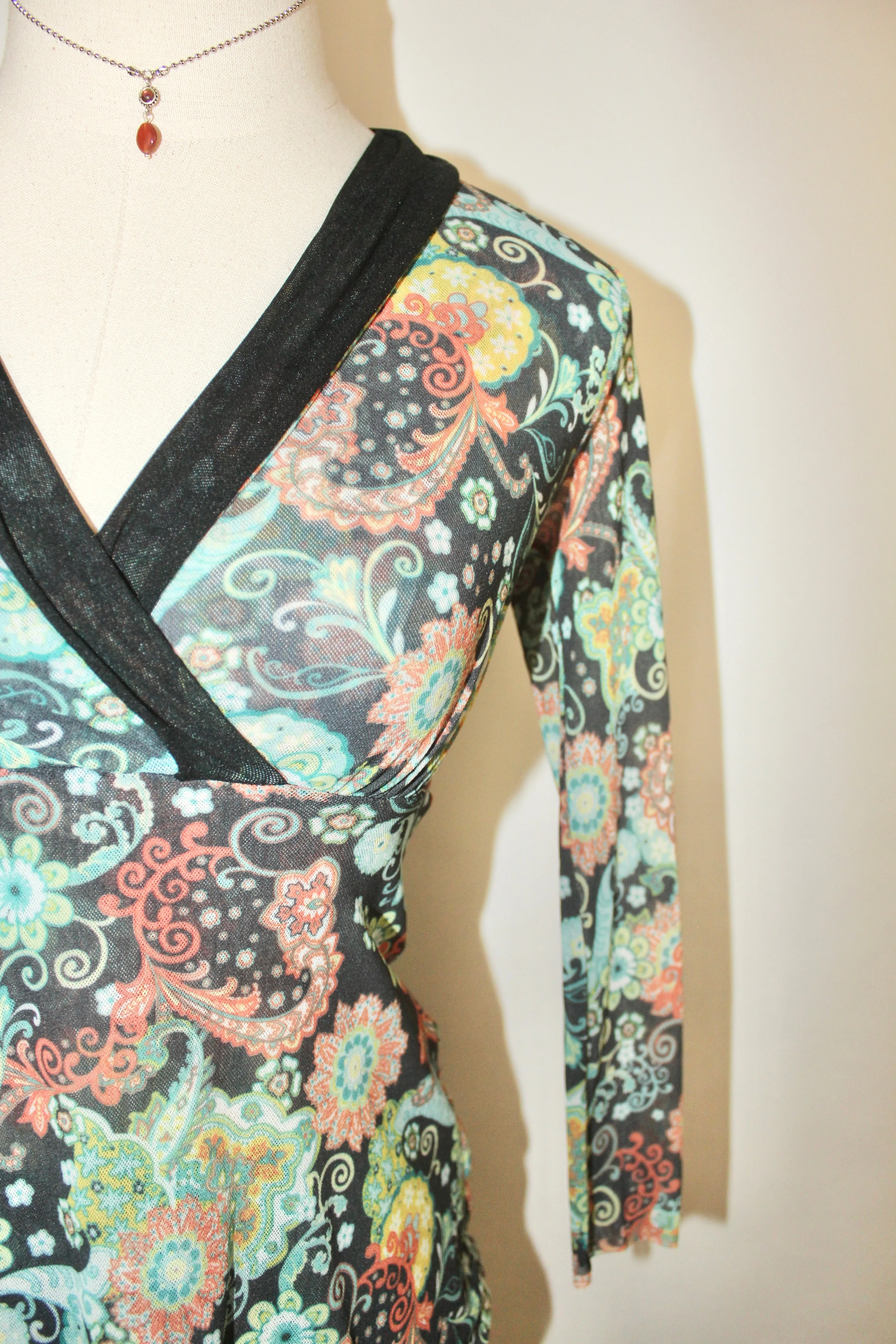 Vintage Floral Swirl Wrap Knit (XS-S)