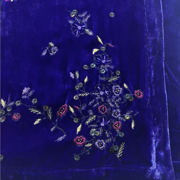 VTG Ultraviolet Blue Velvet Fairy Floral Embroidery Whimsy Midi Wrap Skirt M/L