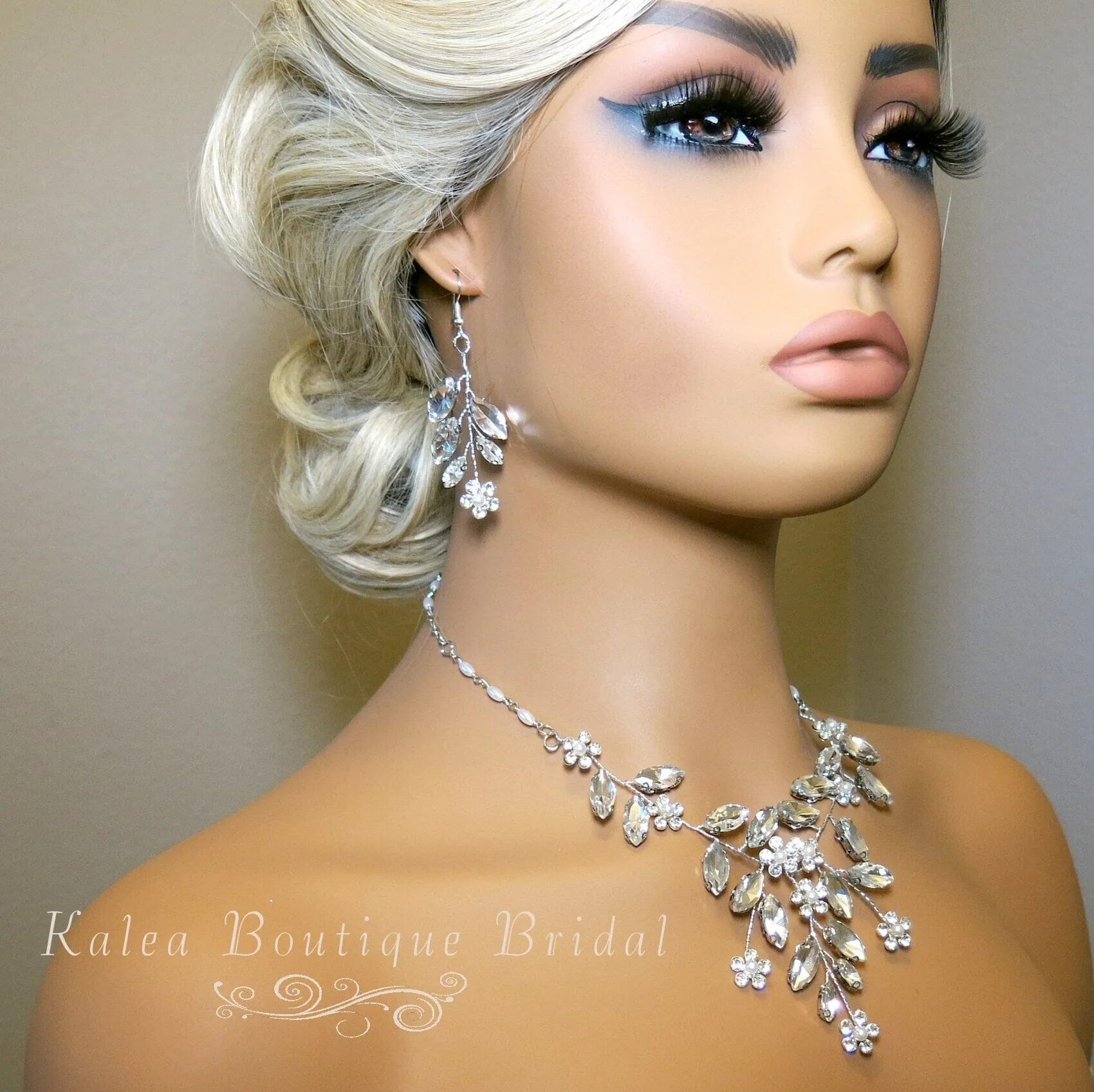 Wedding 3 PC Crystal Wire Jewelry Set, Clear Crystal Flower Necklace and Earrings, Bridal Floral Gem Jewelry Set