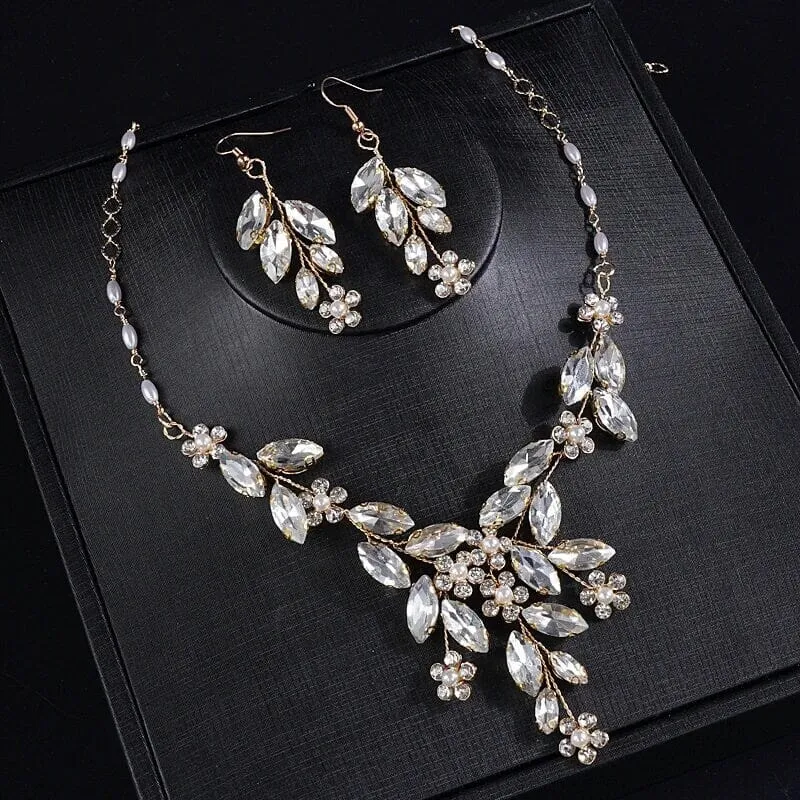 Wedding 3 PC Crystal Wire Jewelry Set, Clear Crystal Flower Necklace and Earrings, Bridal Floral Gem Jewelry Set